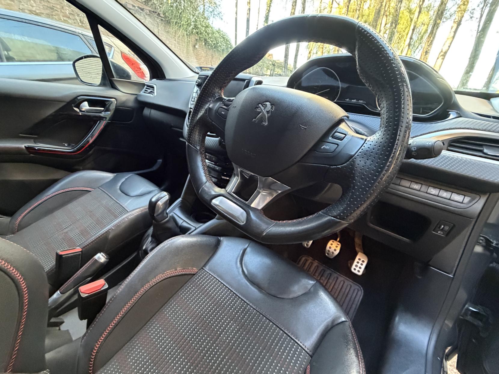 Peugeot 208 1.2 PureTech GT Line Hatchback 5dr Petrol Manual Euro 6 (s/s) (110 ps)