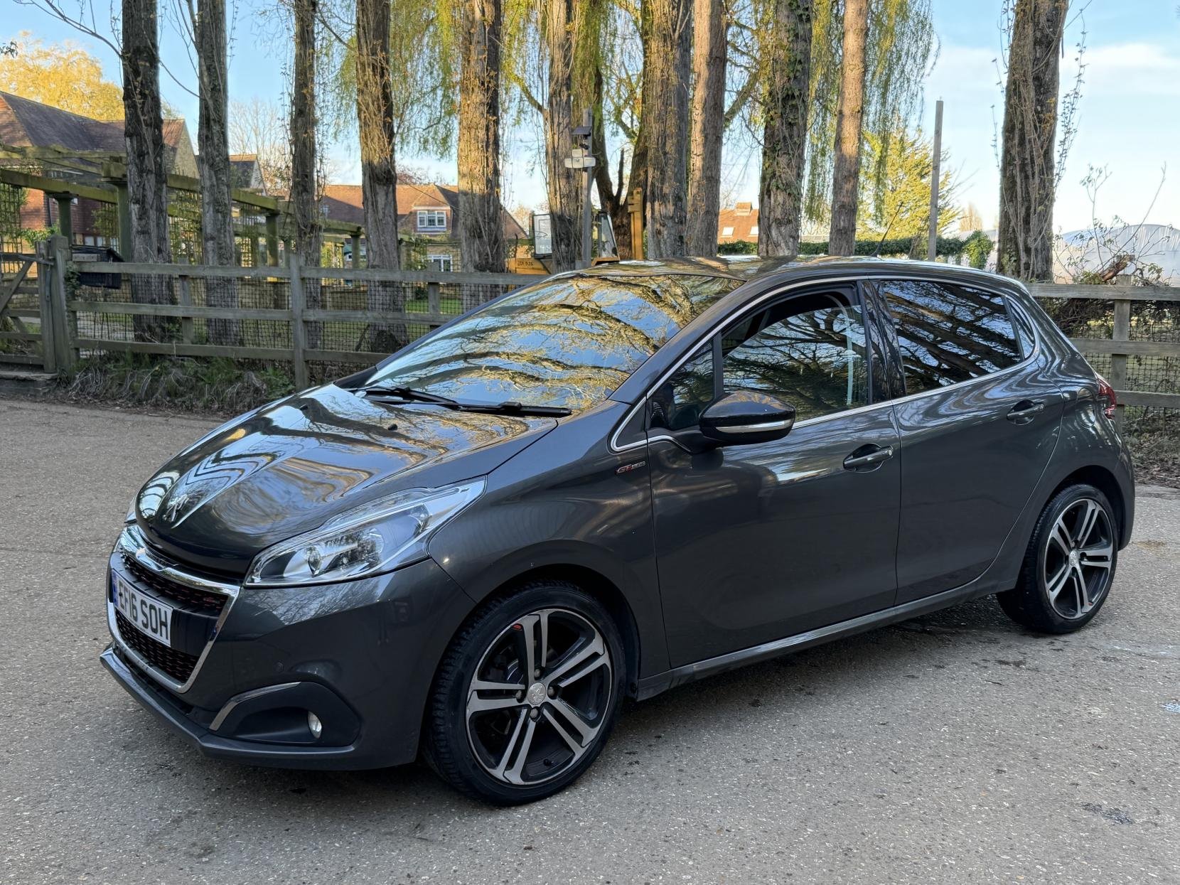 Peugeot 208 1.2 PureTech GT Line Hatchback 5dr Petrol Manual Euro 6 (s/s) (110 ps)