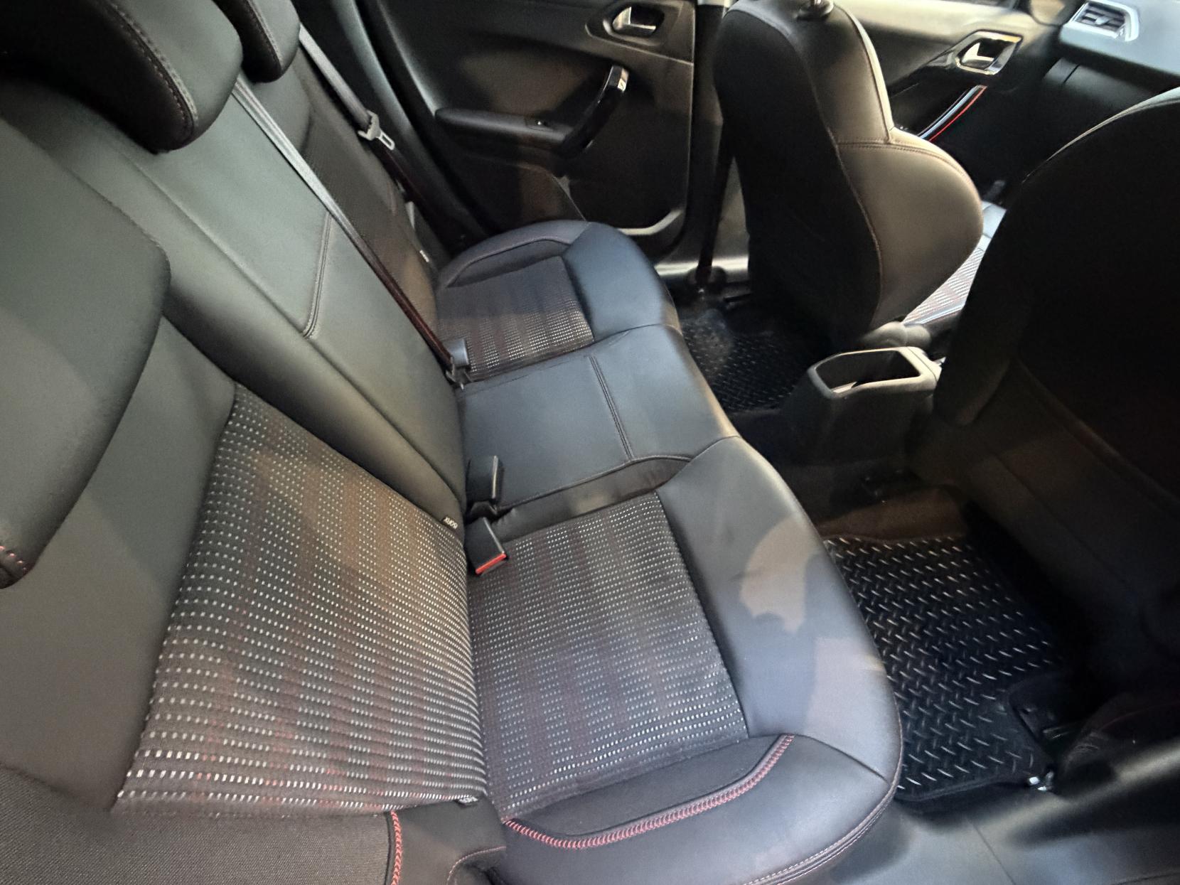 Peugeot 208 1.2 PureTech GT Line Hatchback 5dr Petrol Manual Euro 6 (s/s) (110 ps)