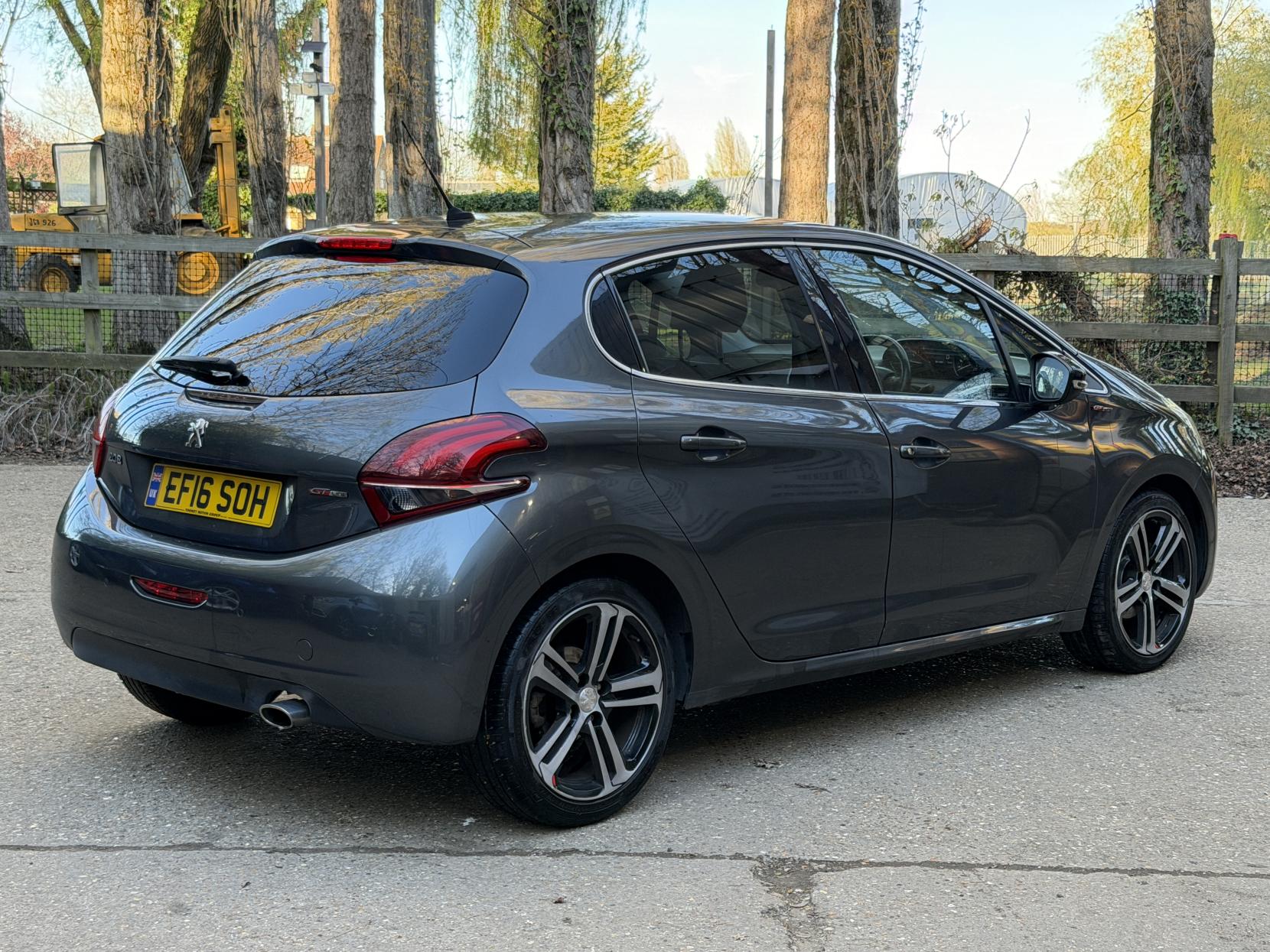 Peugeot 208 1.2 PureTech GT Line Hatchback 5dr Petrol Manual Euro 6 (s/s) (110 ps)