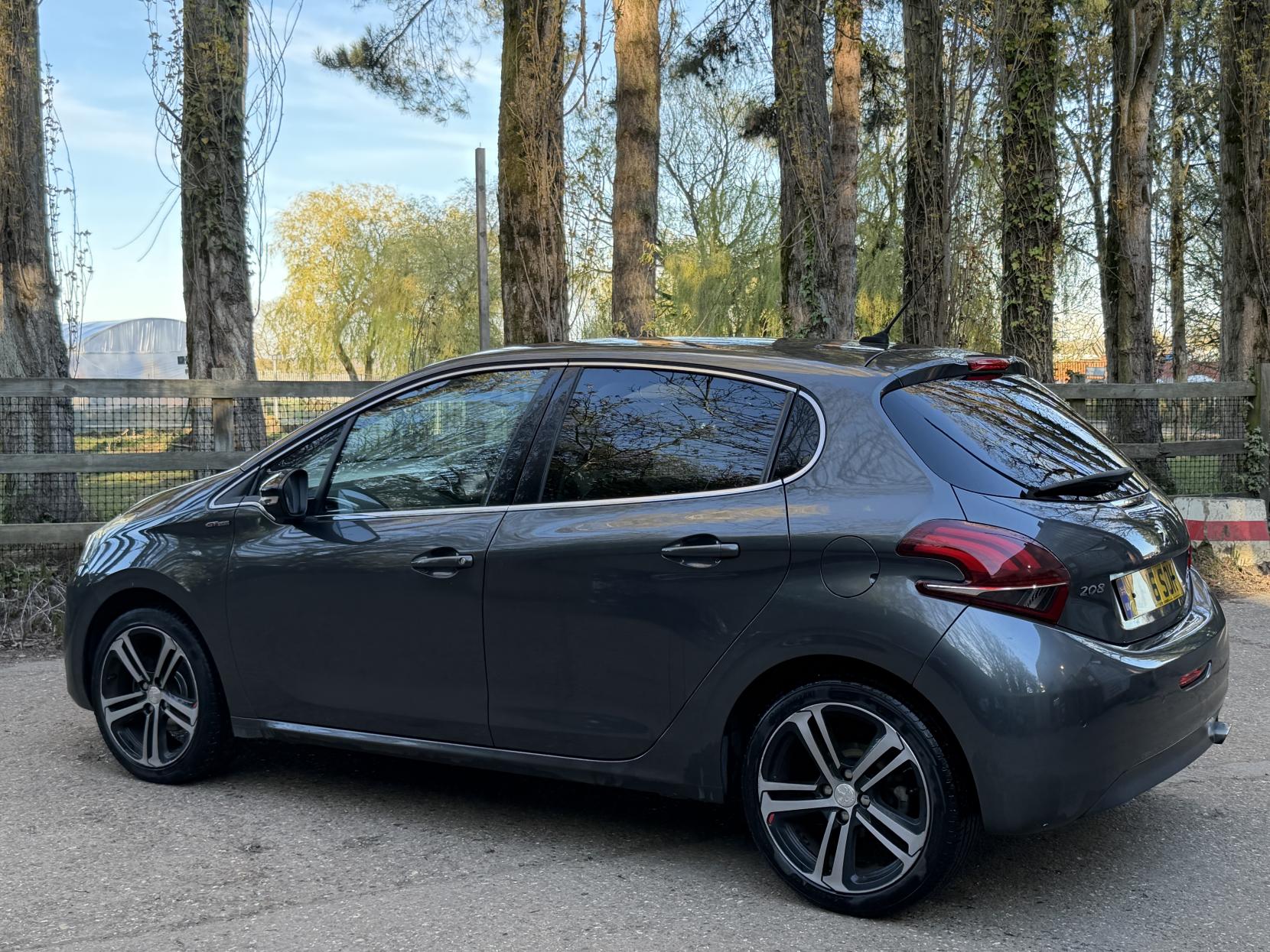 Peugeot 208 1.2 PureTech GT Line Hatchback 5dr Petrol Manual Euro 6 (s/s) (110 ps)