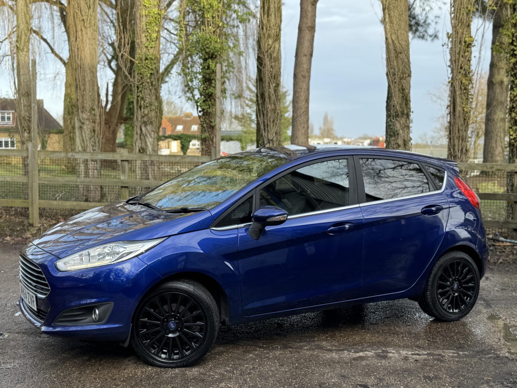 Ford Fiesta 1.0T EcoBoost Titanium Hatchback 5dr Petrol Manual Euro 5 (s/s) (125 ps)