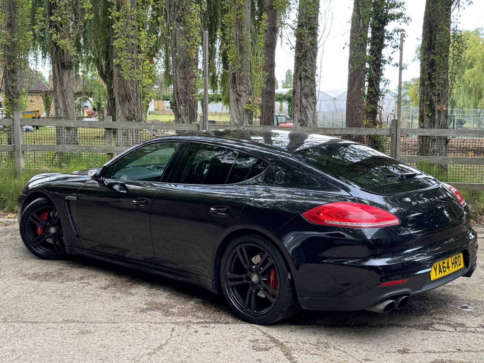 Porsche Panamera 3.0 V6 E-Hybrid S Hatchback 5dr Petrol Plug-in Hybrid TiptronicS Euro 5 (s/s) (416 ps)