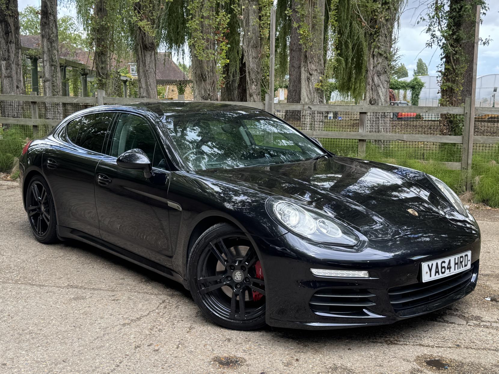 Porsche Panamera 3.0 V6 E-Hybrid S Hatchback 5dr Petrol Plug-in Hybrid TiptronicS Euro 5 (s/s) (416 ps)