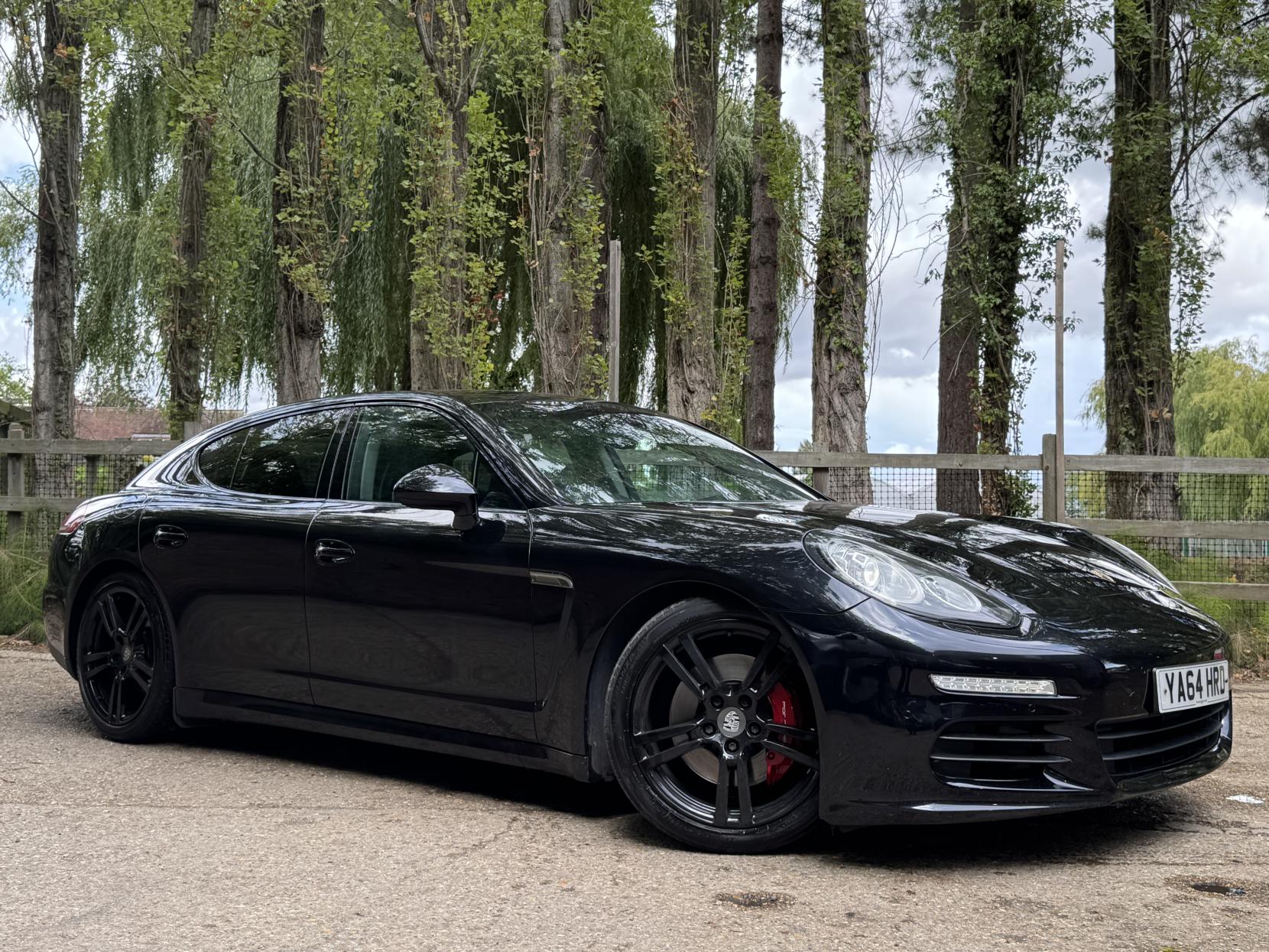 Porsche Panamera 3.0 V6 E-Hybrid S Hatchback 5dr Petrol Plug-in Hybrid TiptronicS Euro 5 (s/s) (416 ps)