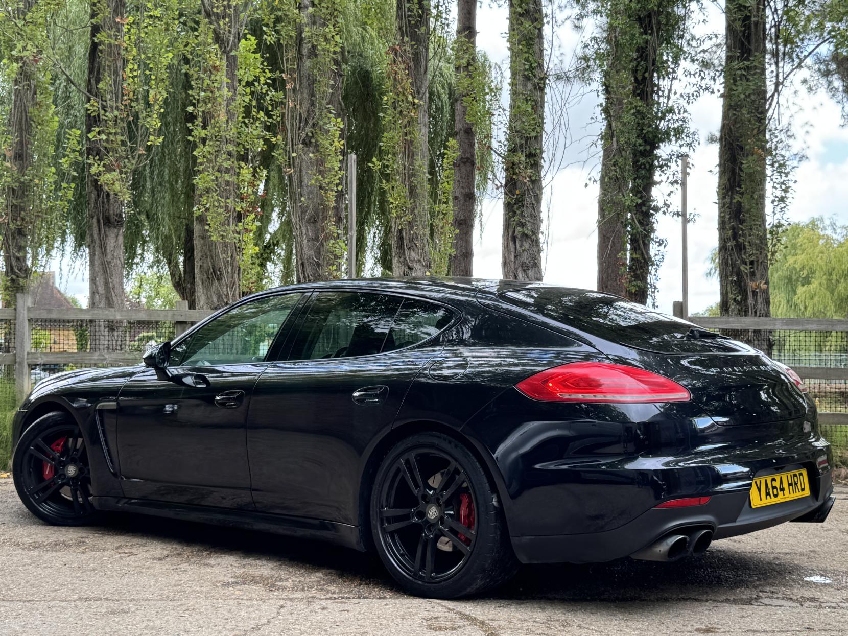 Porsche Panamera 3.0 V6 E-Hybrid S Hatchback 5dr Petrol Plug-in Hybrid TiptronicS Euro 5 (s/s) (416 ps)