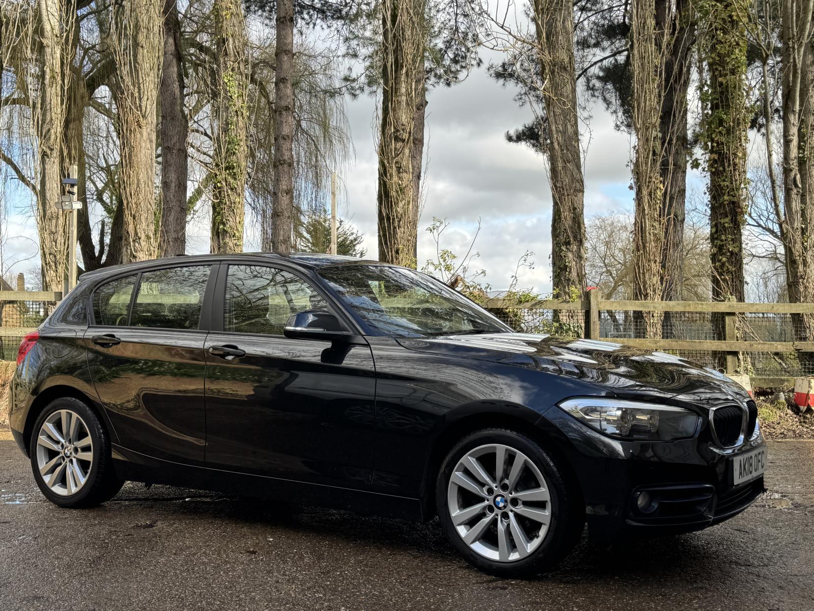 BMW 1 Series 1.5 118i Sport Hatchback 5dr Petrol Auto Euro 6 (s/s) (136 ps)