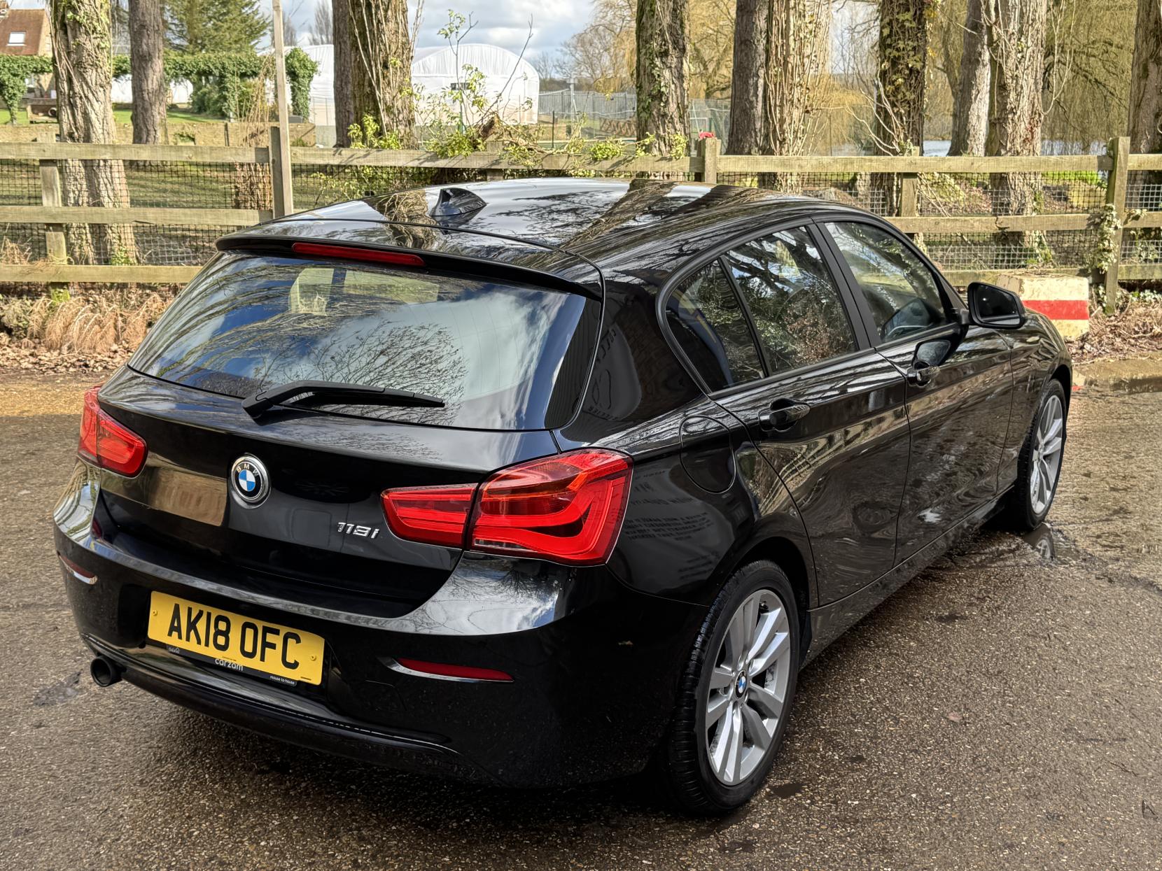 BMW 1 Series 1.5 118i Sport Hatchback 5dr Petrol Auto Euro 6 (s/s) (136 ps)