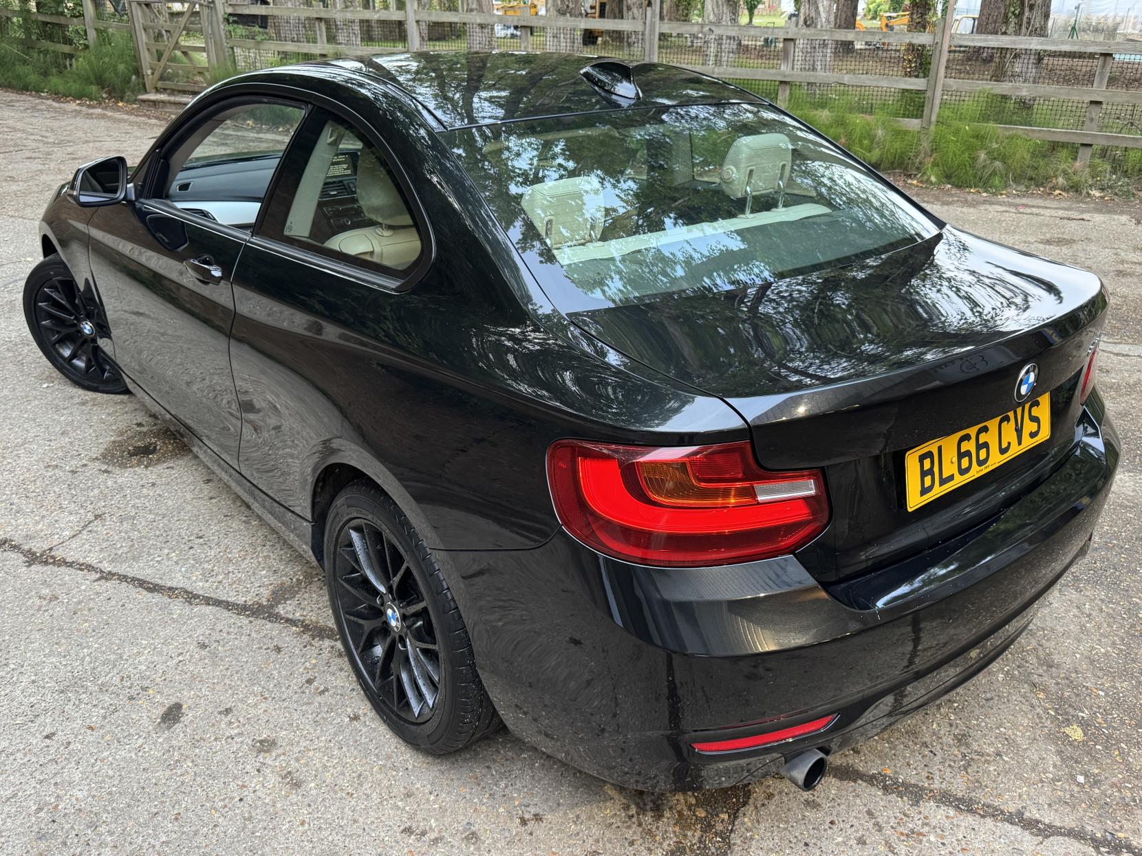 BMW 2 Series 1.5 218i SE Coupe 2dr Petrol Manual Euro 6 (s/s) (136 ps)