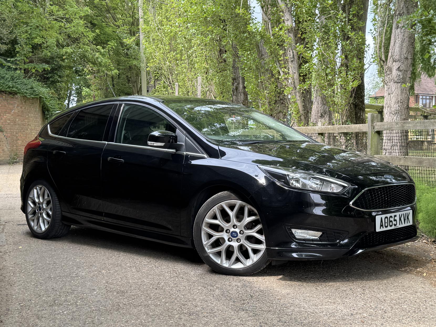Ford Focus 1.0T EcoBoost Zetec S Hatchback 5dr Petrol Manual Euro 6 (s/s) (125 ps)