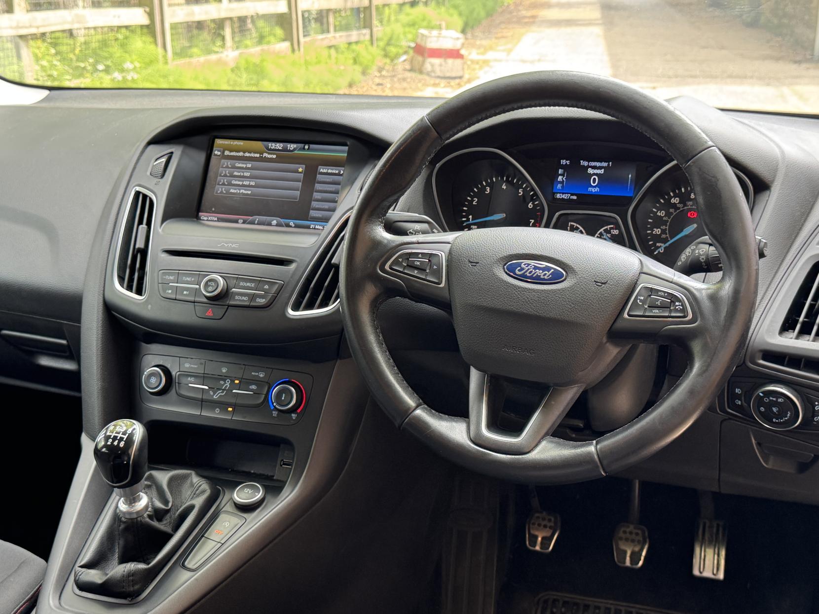 Ford Focus 1.0T EcoBoost Zetec S Hatchback 5dr Petrol Manual Euro 6 (s/s) (125 ps)