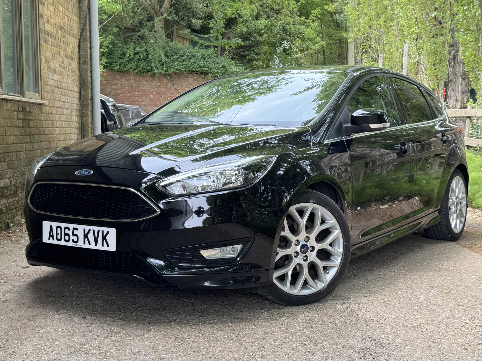 Ford Focus 1.0T EcoBoost Zetec S Hatchback 5dr Petrol Manual Euro 6 (s/s) (125 ps)