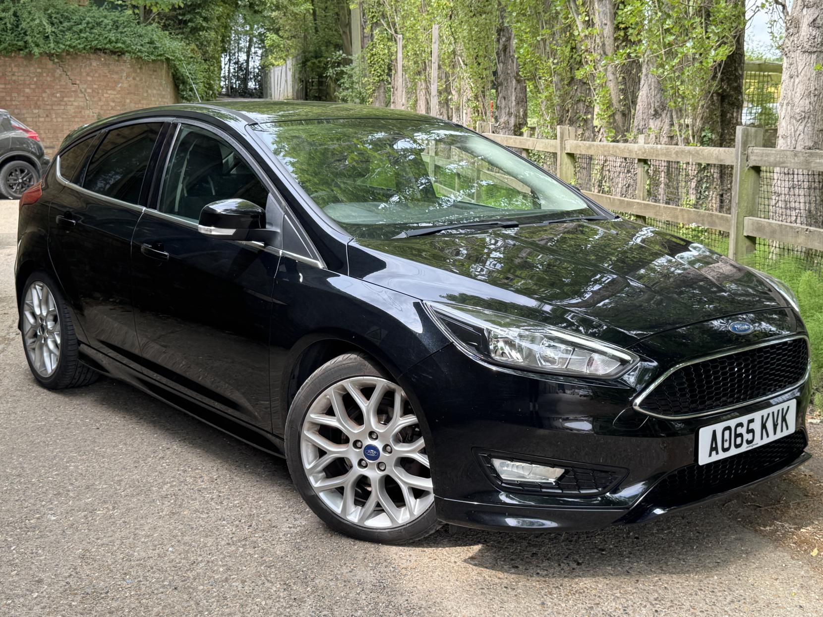 Ford Focus 1.0T EcoBoost Zetec S Hatchback 5dr Petrol Manual Euro 6 (s/s) (125 ps)