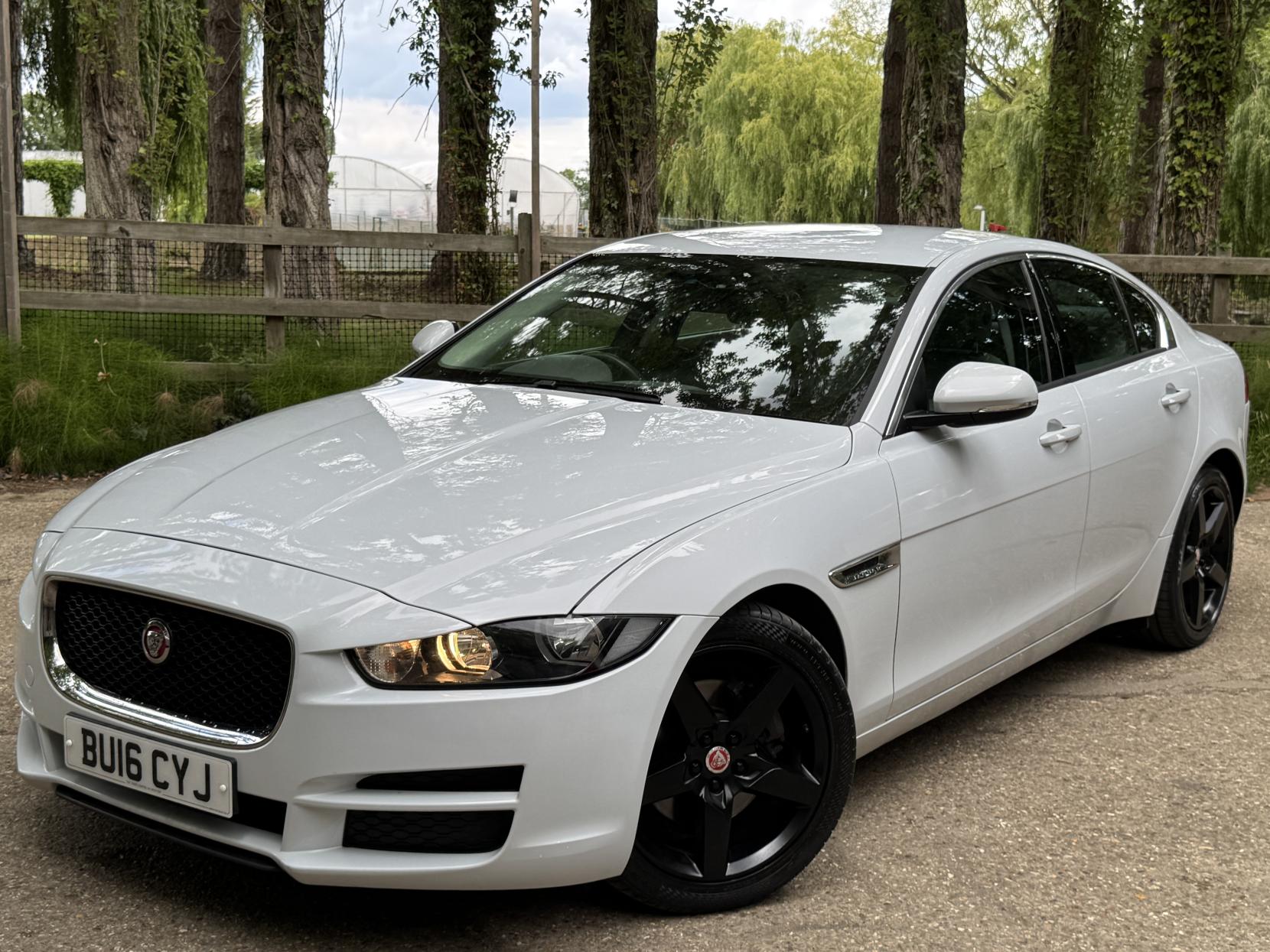 Jaguar XE 2.0d SE Saloon 4dr Diesel Manual Euro 6 (s/s) (163 ps)