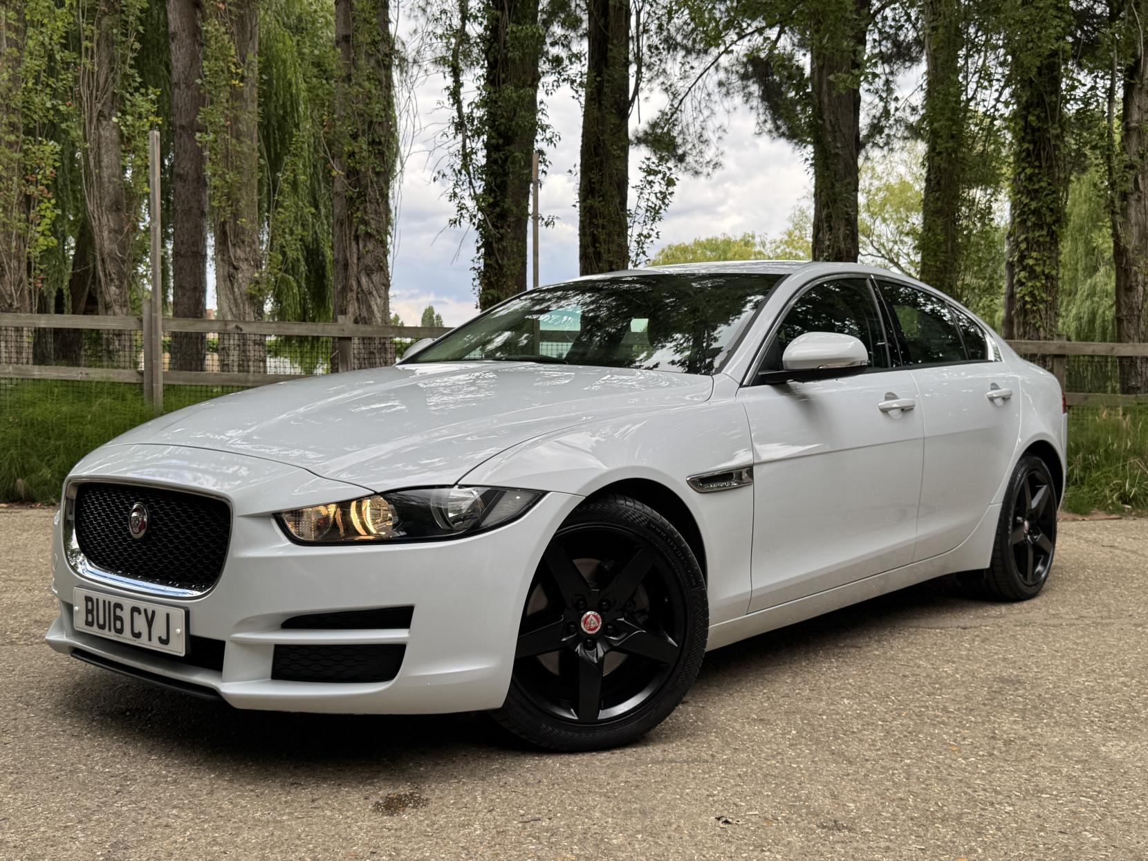 Jaguar XE 2.0d SE Saloon 4dr Diesel Manual Euro 6 (s/s) (163 ps)