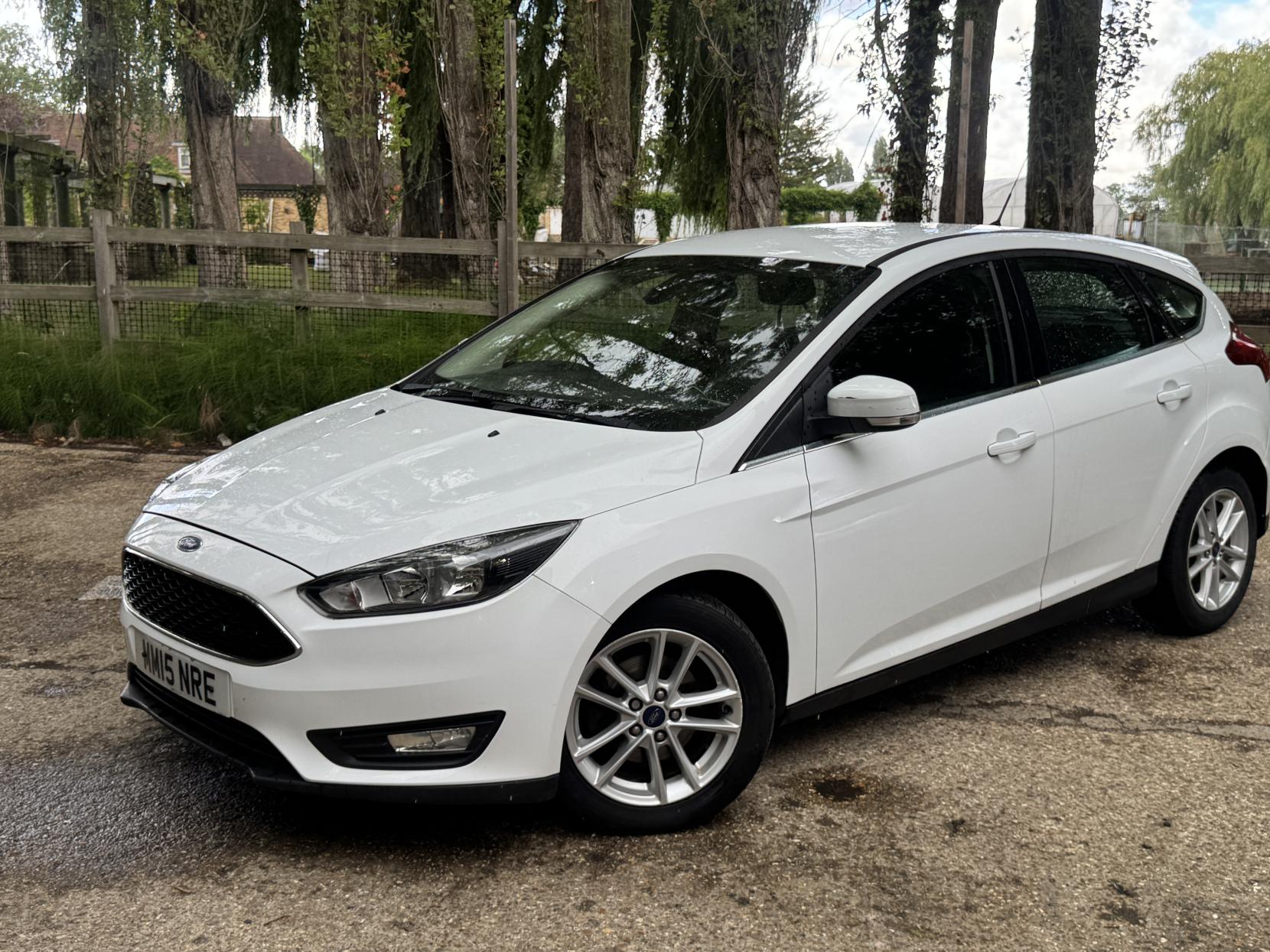 Ford Focus 1.0T EcoBoost Zetec Hatchback 5dr Petrol Manual Euro 6 (s/s) (100 ps)