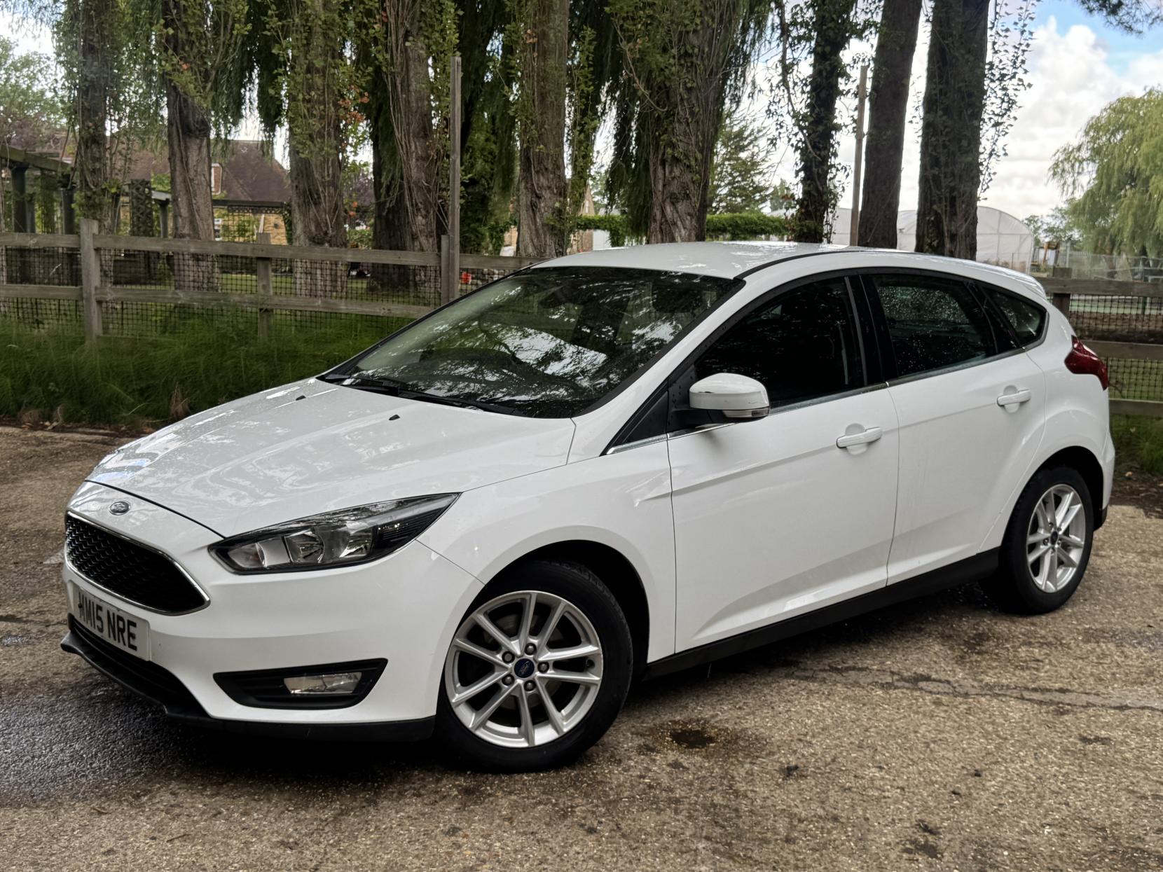 Ford Focus 1.0T EcoBoost Zetec Hatchback 5dr Petrol Manual Euro 6 (s/s) (100 ps)