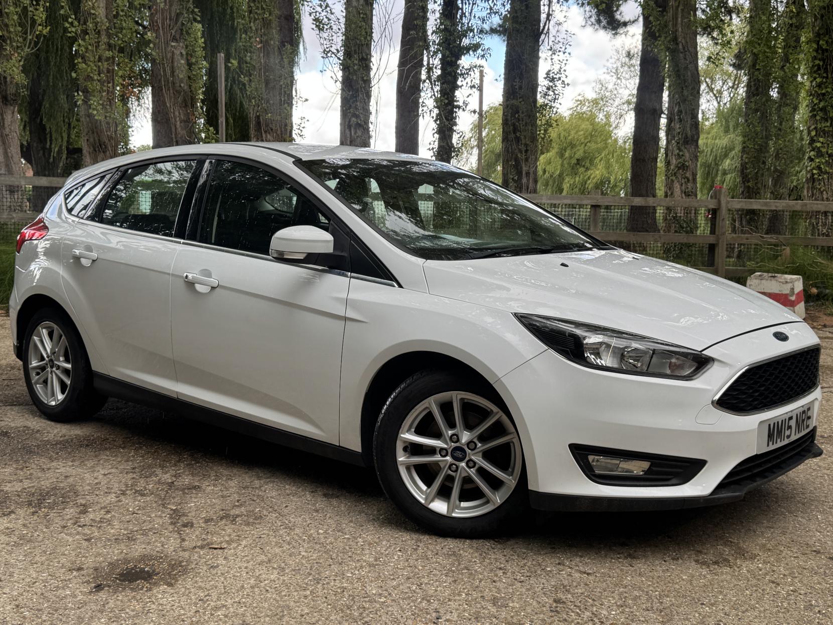 Ford Focus 1.0T EcoBoost Zetec Hatchback 5dr Petrol Manual Euro 6 (s/s) (100 ps)
