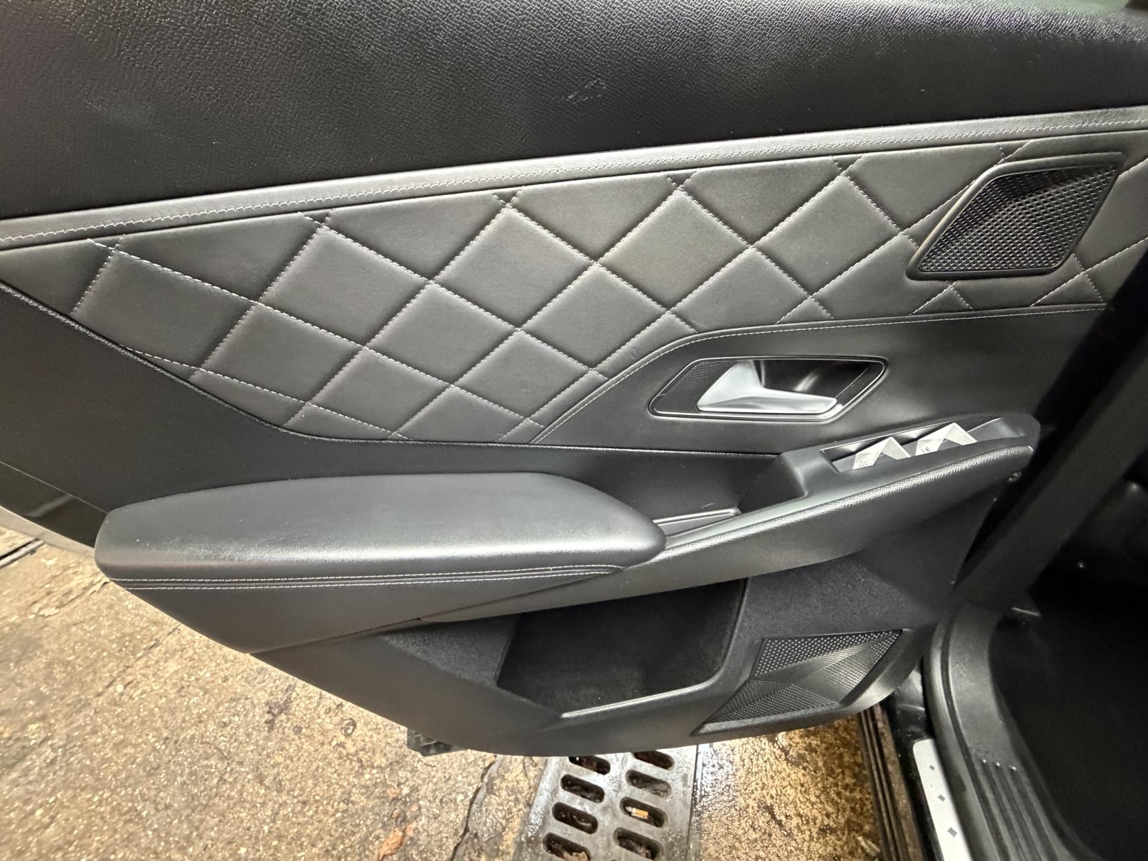 DS AUTOMOBILES DS 7 CROSSBACK 1.6 PureTech GPF Prestige Crossback 5dr Petrol EAT8 Euro 6 (s/s) (225 ps)