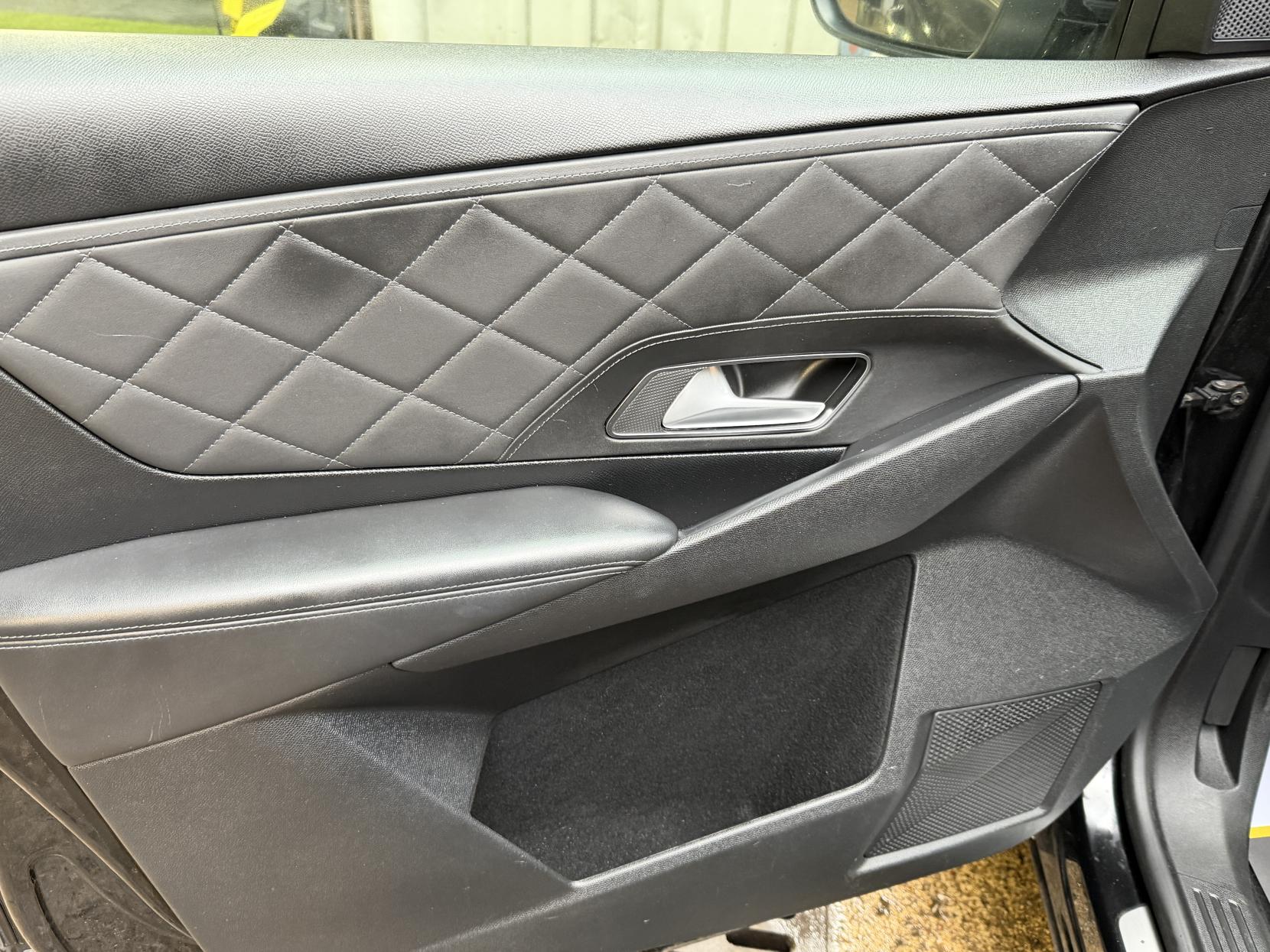 DS AUTOMOBILES DS 7 CROSSBACK 1.6 PureTech GPF Prestige Crossback 5dr Petrol EAT8 Euro 6 (s/s) (225 ps)