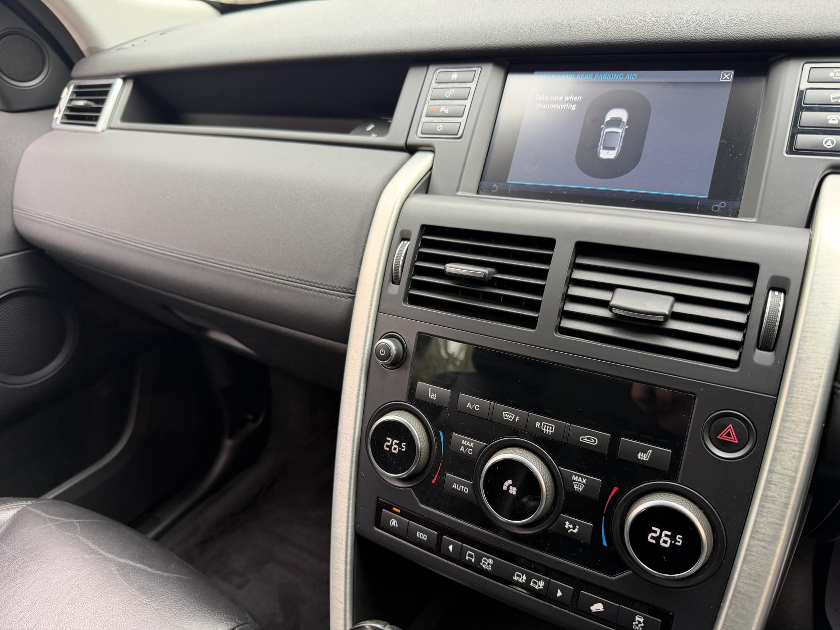 Land Rover Discovery Sport 2.0 TD4 SE Tech SUV 5dr Diesel Manual 4WD Euro 6 (s/s) (5 Seat) (150 ps)