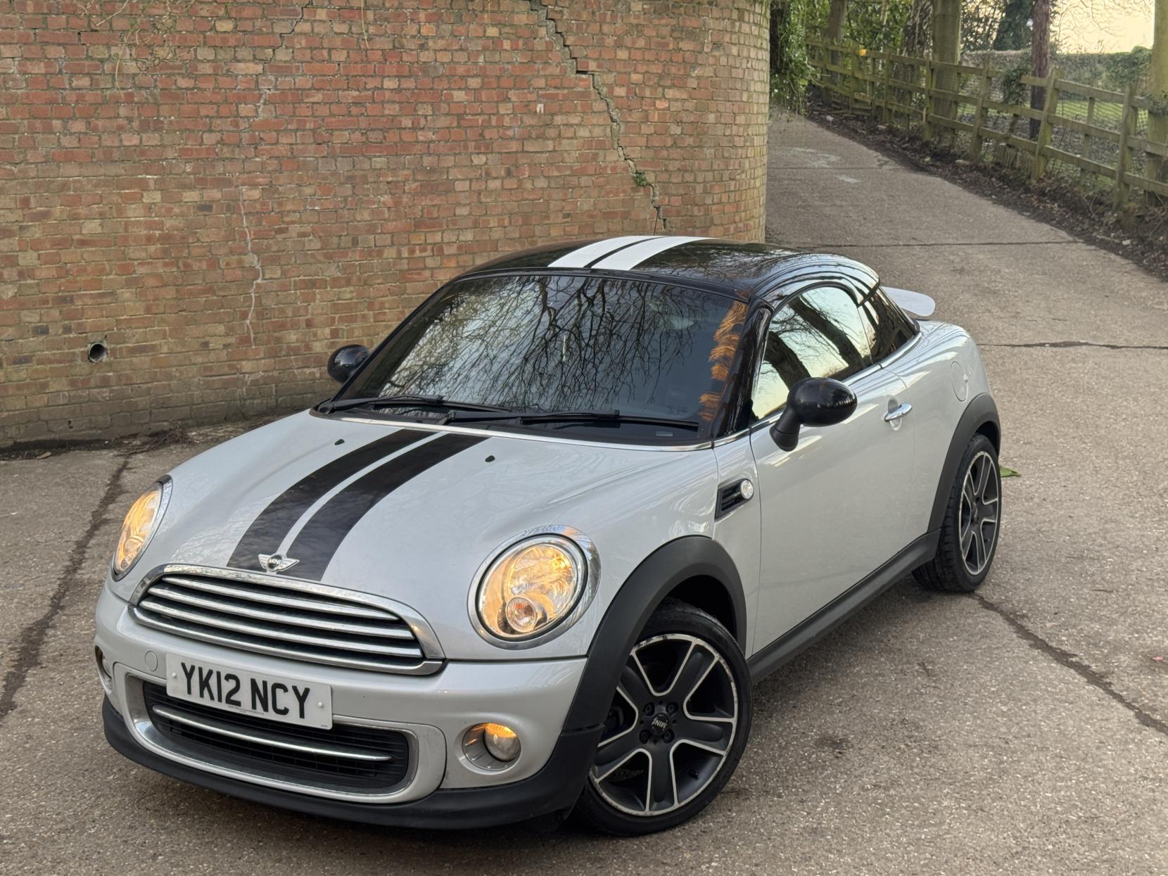 MINI Coupe 1.6 Cooper Coupe 2dr Petrol Manual Euro 5 (s/s) (122 ps)