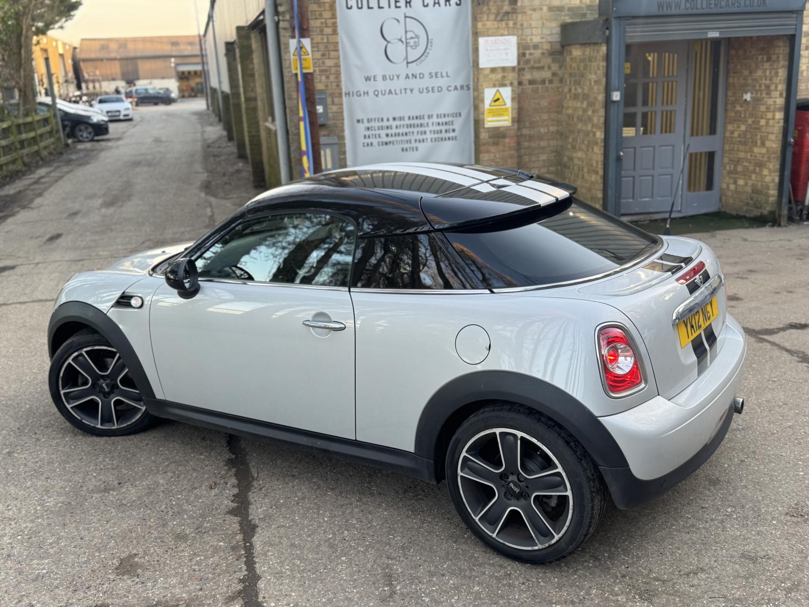 MINI Coupe 1.6 Cooper Coupe 2dr Petrol Manual Euro 5 (s/s) (122 ps)