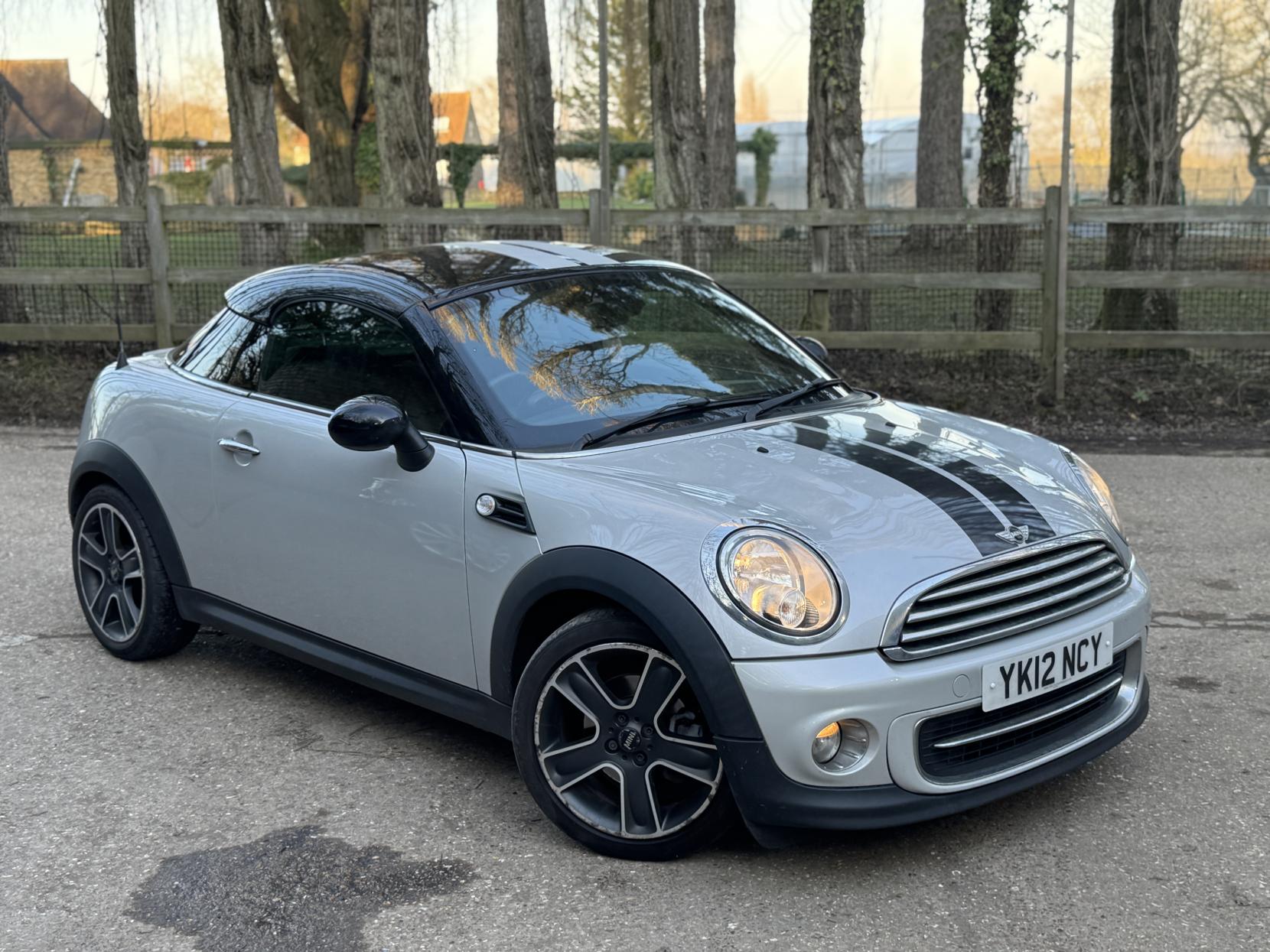 MINI Coupe 1.6 Cooper Coupe 2dr Petrol Manual Euro 5 (s/s) (122 ps)