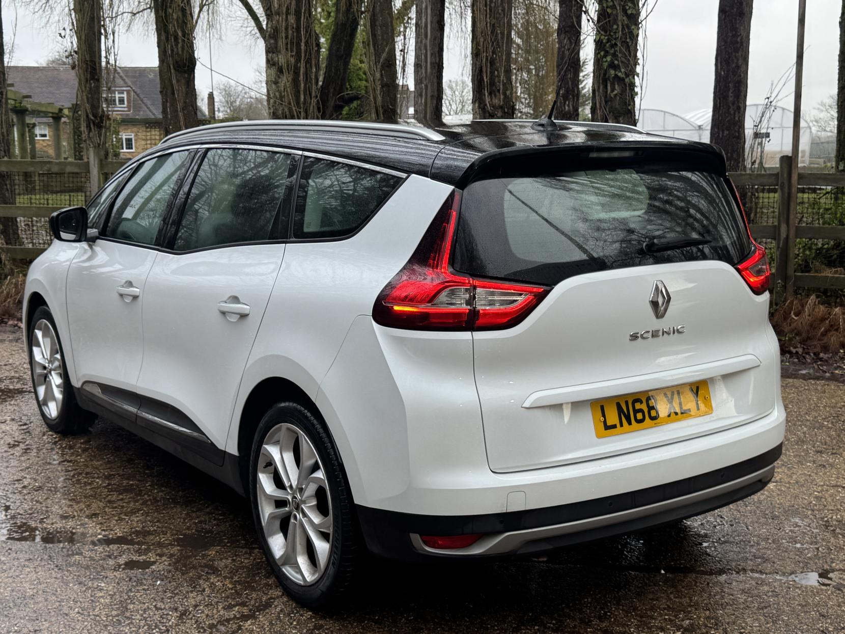 Renault Grand Scenic 1.3 TCe Iconic MPV 5dr Petrol Manual Euro 6 (s/s) (140 ps)