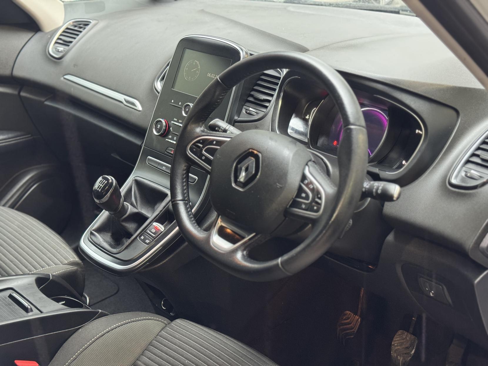 Renault Grand Scenic 1.3 TCe Iconic MPV 5dr Petrol Manual Euro 6 (s/s) (140 ps)