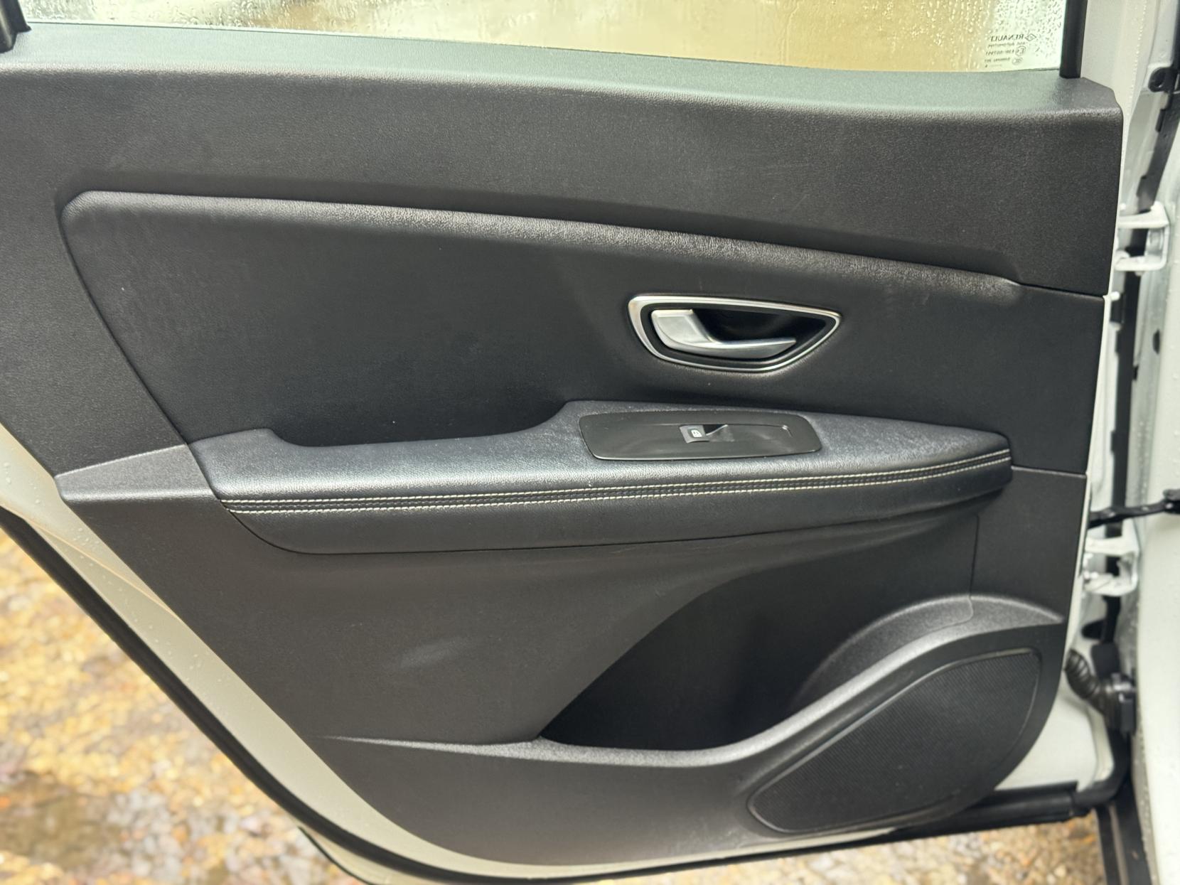 Renault Grand Scenic 1.3 TCe Iconic MPV 5dr Petrol Manual Euro 6 (s/s) (140 ps)