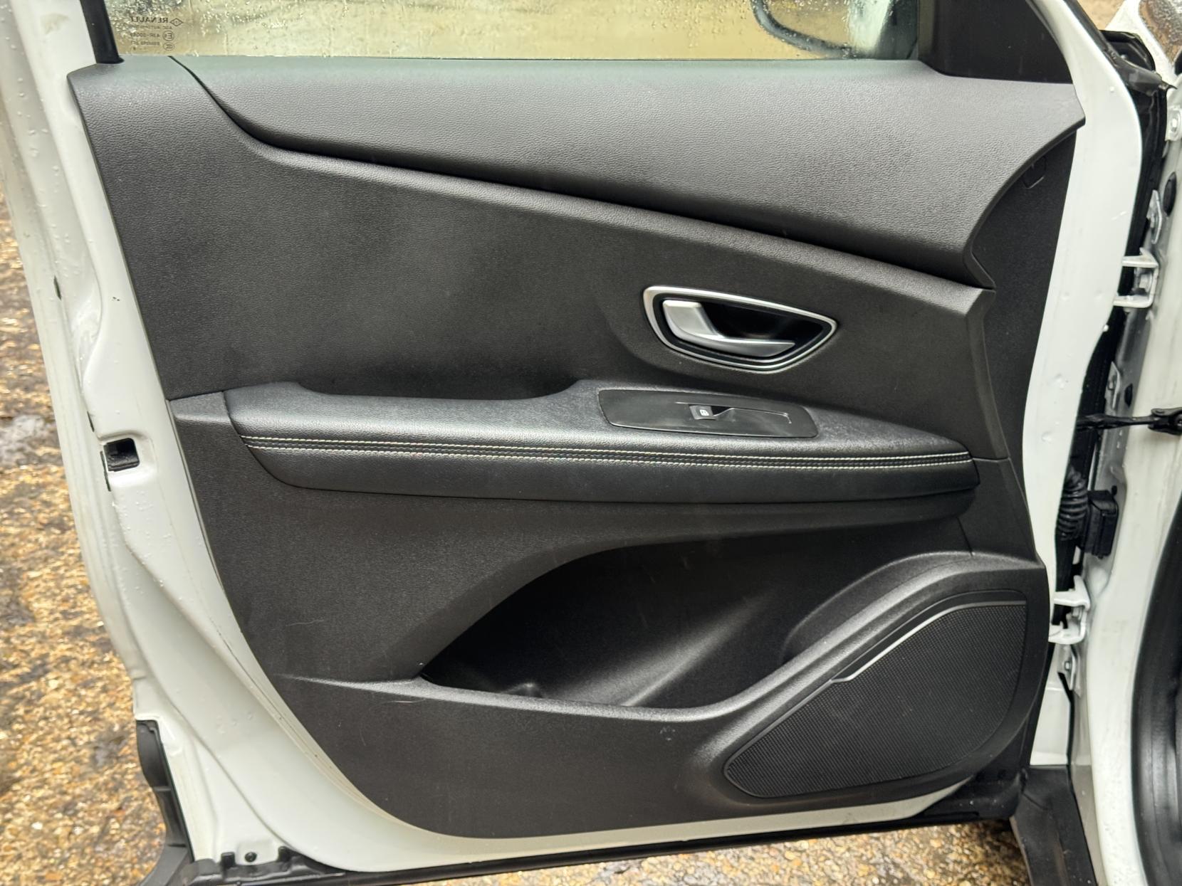 Renault Grand Scenic 1.3 TCe Iconic MPV 5dr Petrol Manual Euro 6 (s/s) (140 ps)