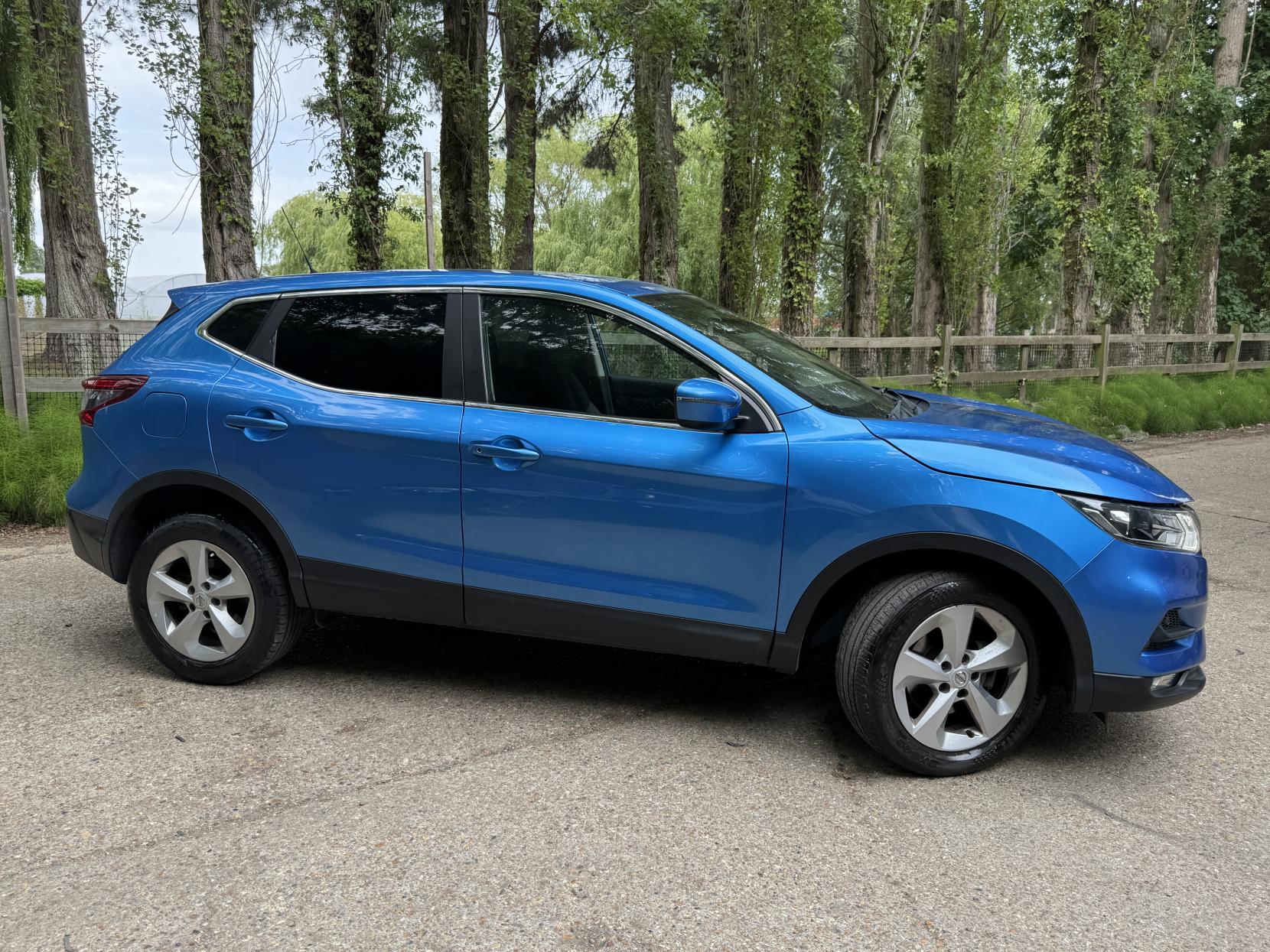 Nissan Qashqai 1.2 DIG-T Acenta SUV 5dr Petrol Manual Euro 6 (s/s) (115 ps)