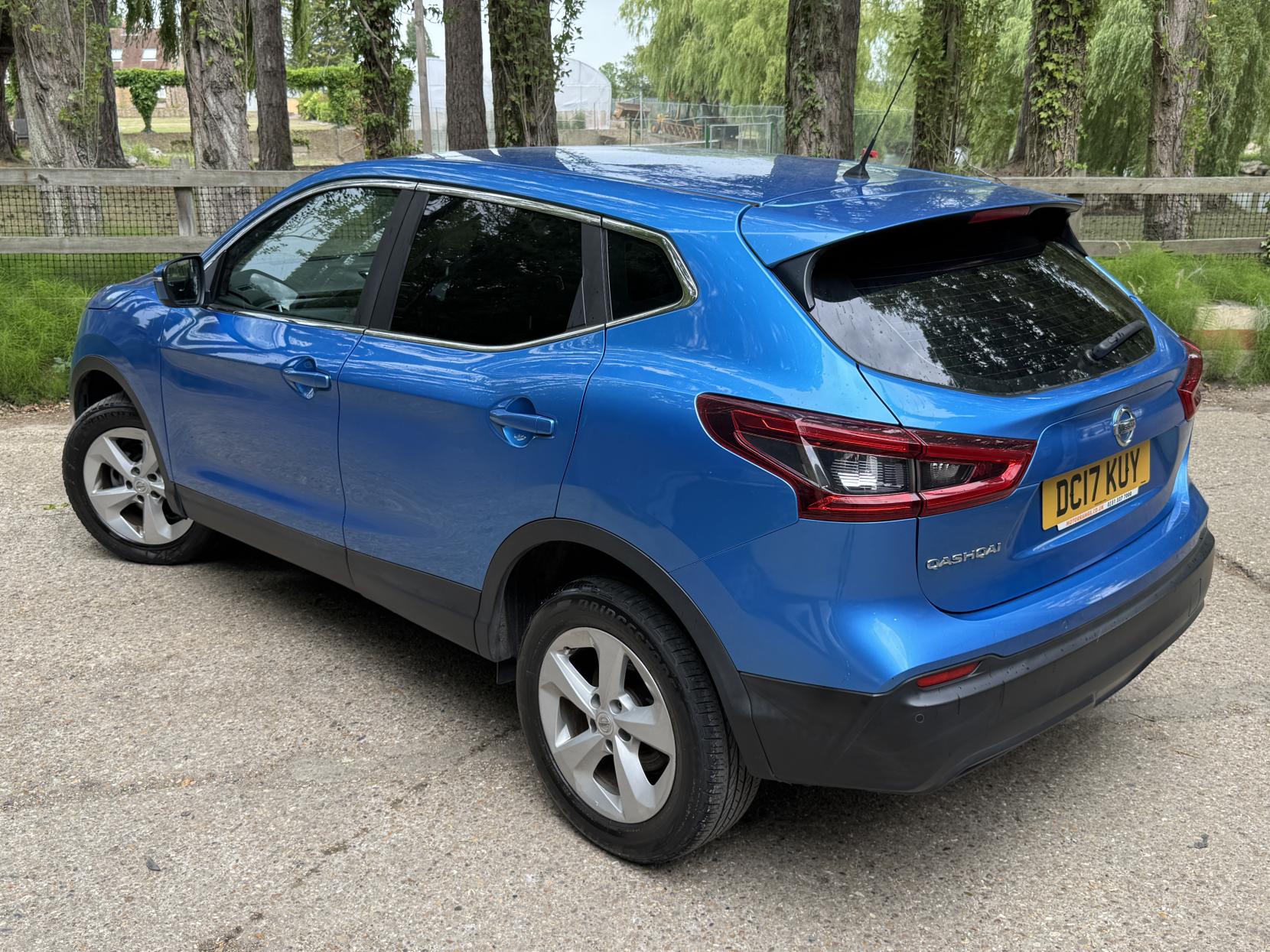 Nissan Qashqai 1.2 DIG-T Acenta SUV 5dr Petrol Manual Euro 6 (s/s) (115 ps)