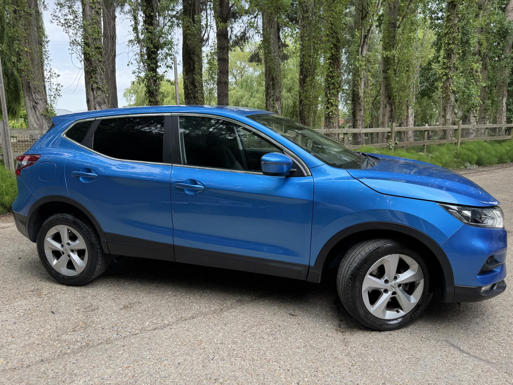 Nissan Qashqai 1.2 DIG-T Acenta SUV 5dr Petrol Manual Euro 6 (s/s) (115 ps)