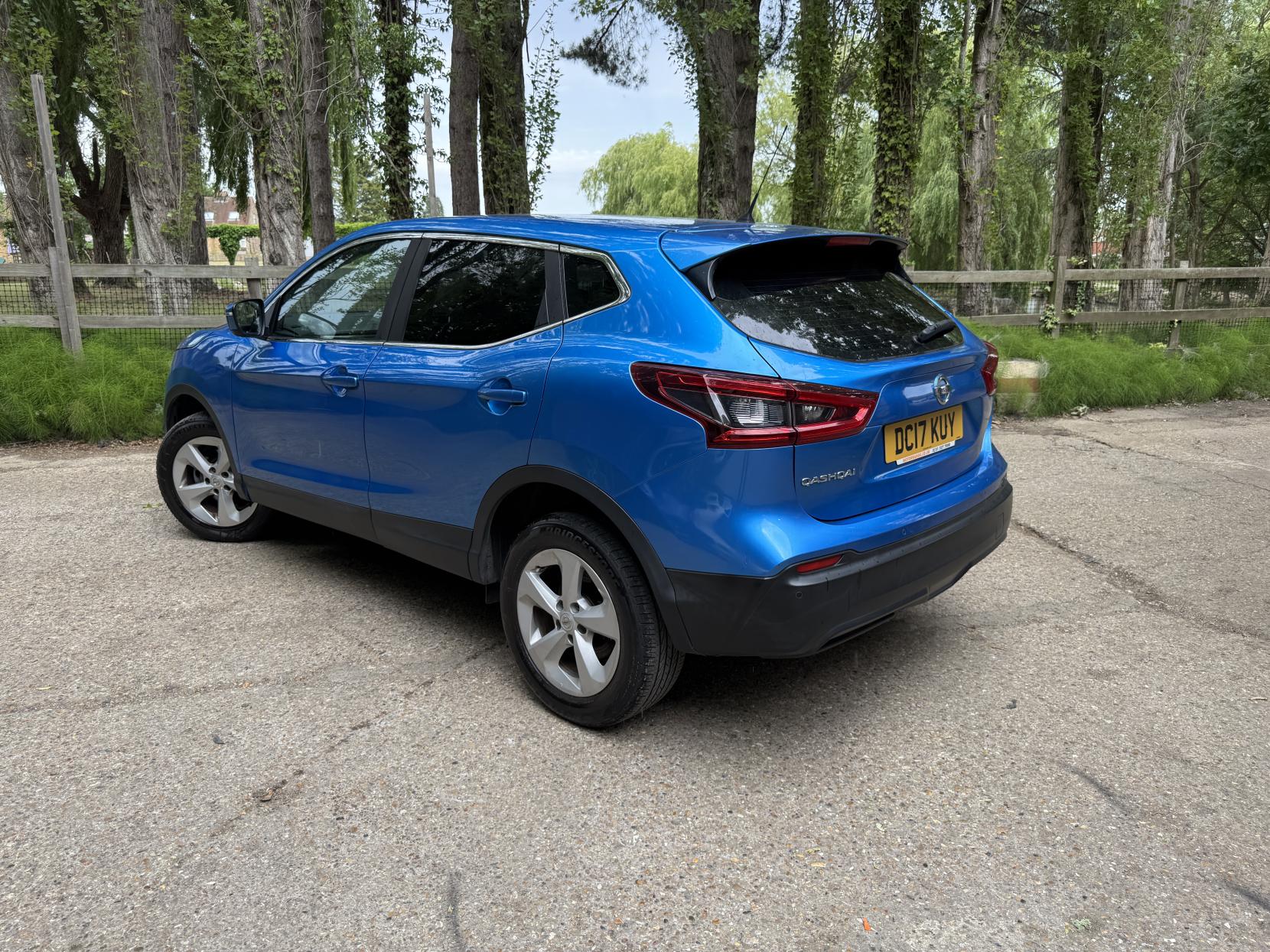 Nissan Qashqai 1.2 DIG-T Acenta SUV 5dr Petrol Manual Euro 6 (s/s) (115 ps)