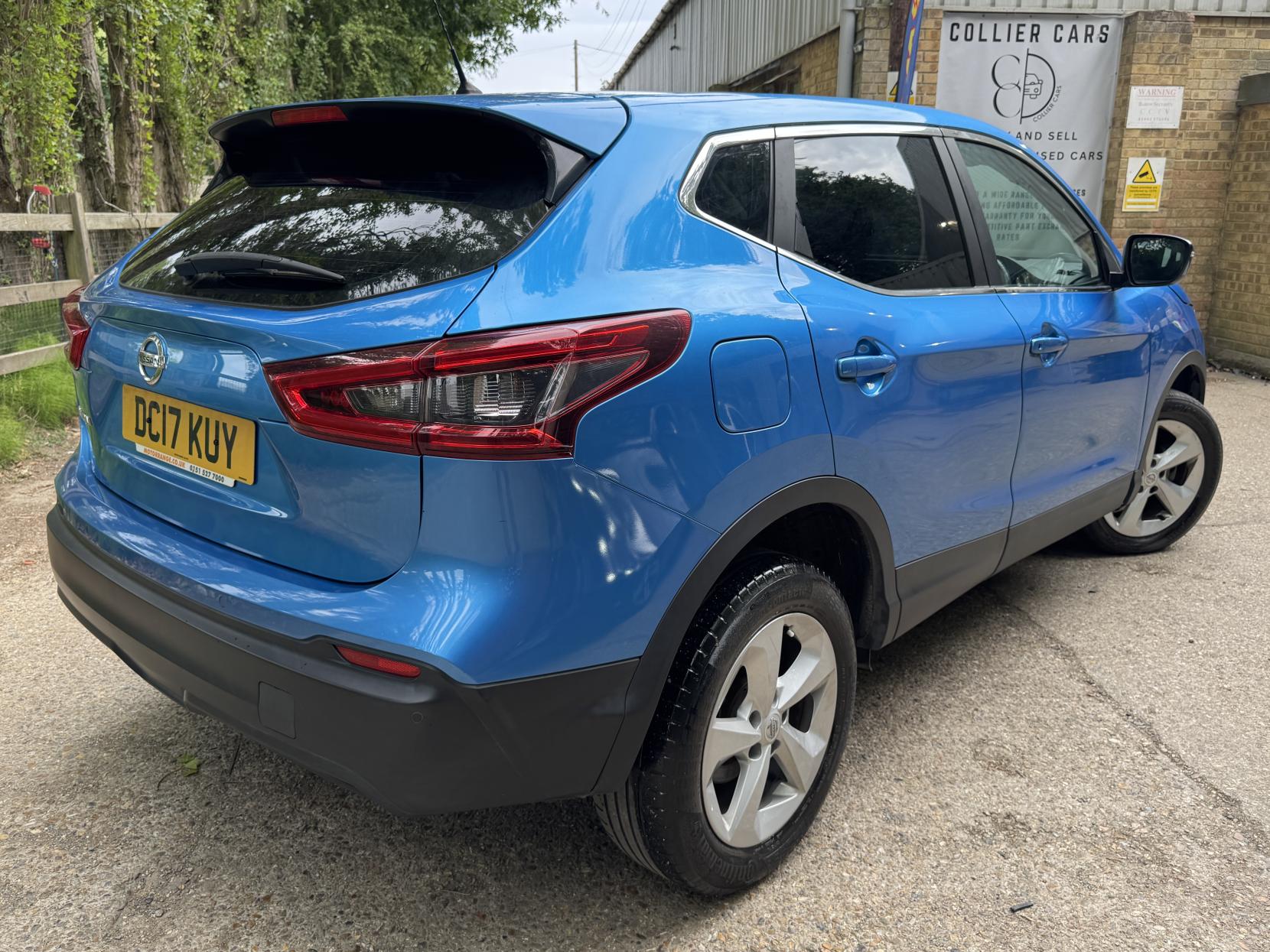 Nissan Qashqai 1.2 DIG-T Acenta SUV 5dr Petrol Manual Euro 6 (s/s) (115 ps)