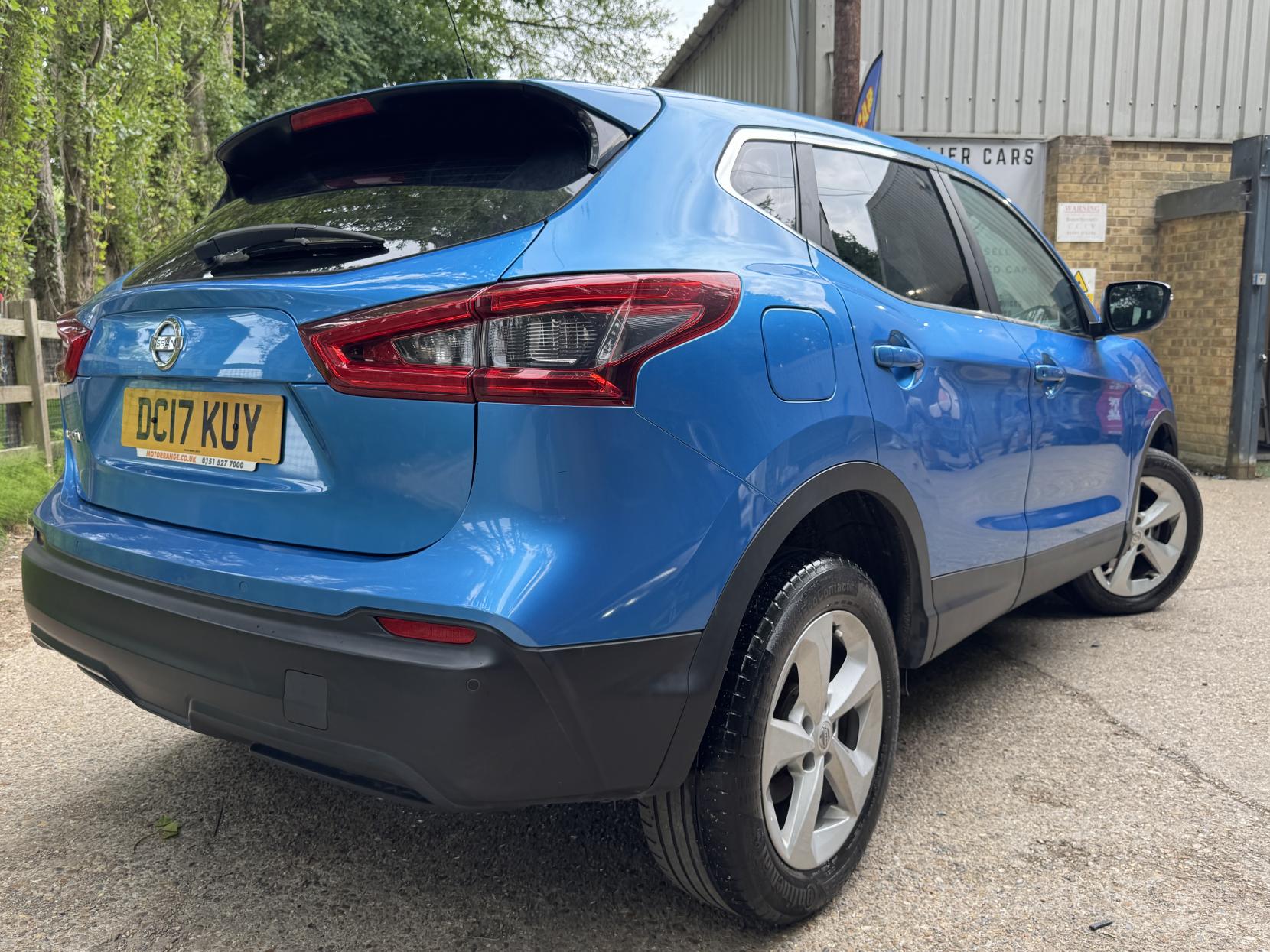 Nissan Qashqai 1.2 DIG-T Acenta SUV 5dr Petrol Manual Euro 6 (s/s) (115 ps)