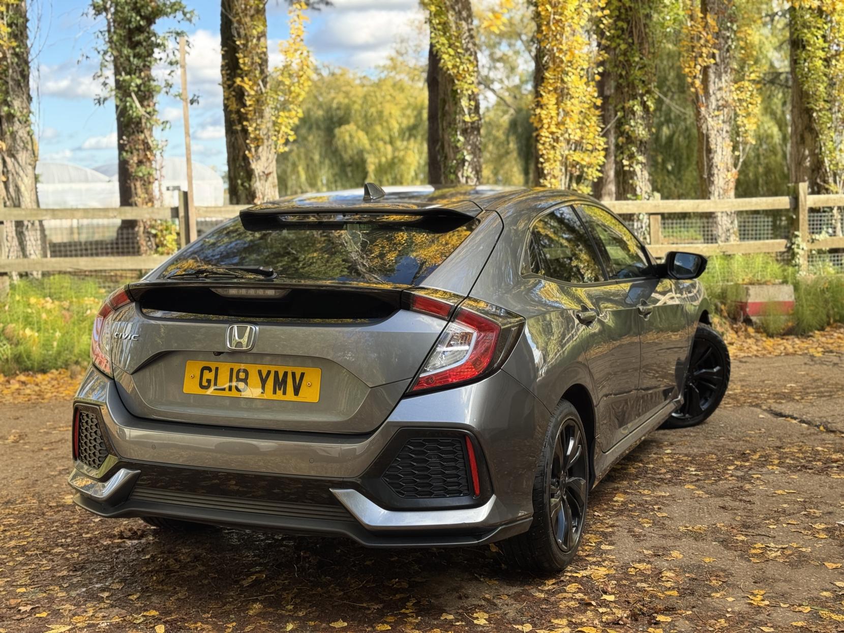 Honda Civic 1.0 VTEC Turbo EX Hatchback 5dr Petrol CVT Euro 6 (s/s) (126 ps)