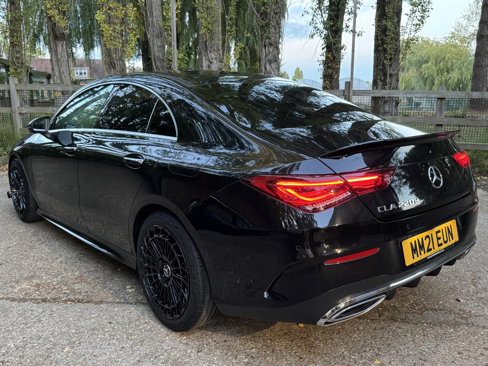 Mercedes-Benz CLA 2.0 CLA220d AMG Line (Premium 2) Coupe 4dr Diesel 8G-DCT Euro 6 (s/s) (190 ps)