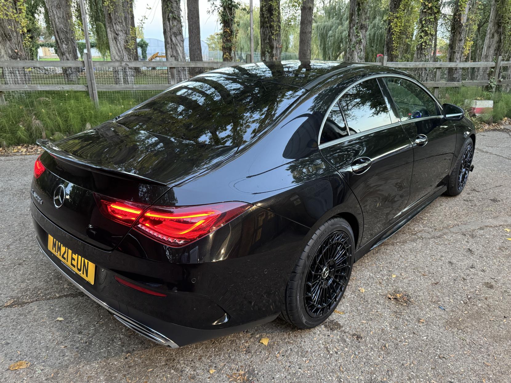 Mercedes-Benz CLA 2.0 CLA220d AMG Line (Premium 2) Coupe 4dr Diesel 8G-DCT Euro 6 (s/s) (190 ps)
