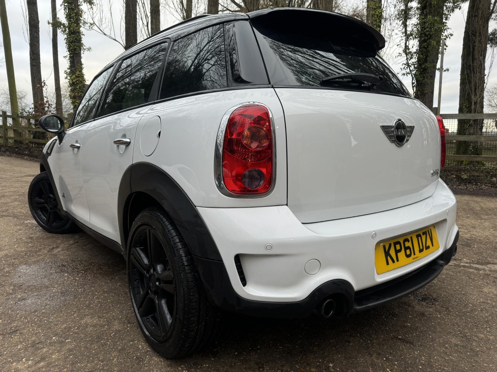 MINI Countryman 1.6 Cooper S SUV 5dr Petrol Manual ALL4 Euro 5 (s/s) (184 ps)