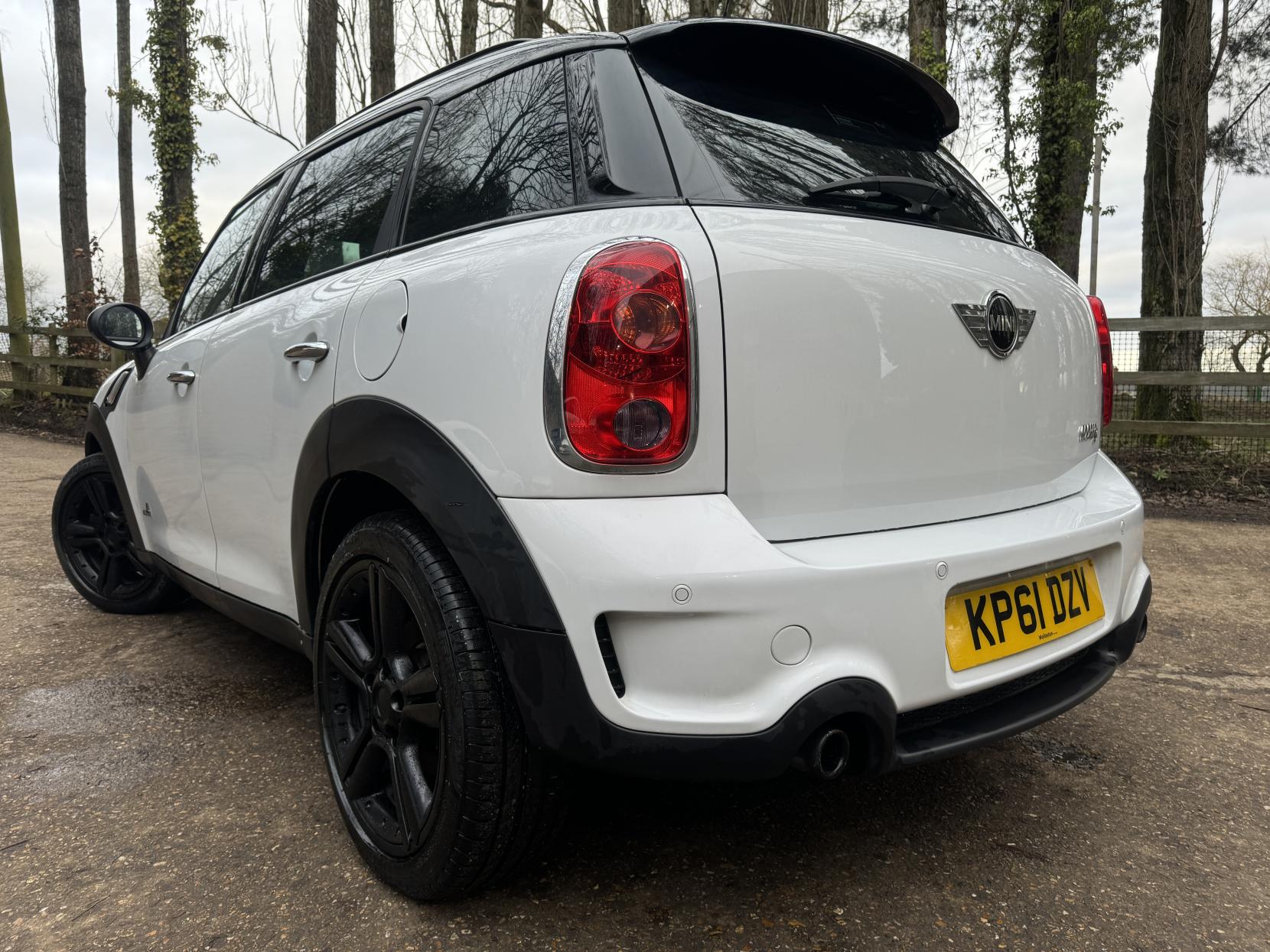 MINI Countryman 1.6 Cooper S SUV 5dr Petrol Manual ALL4 Euro 5 (s/s) (184 ps)