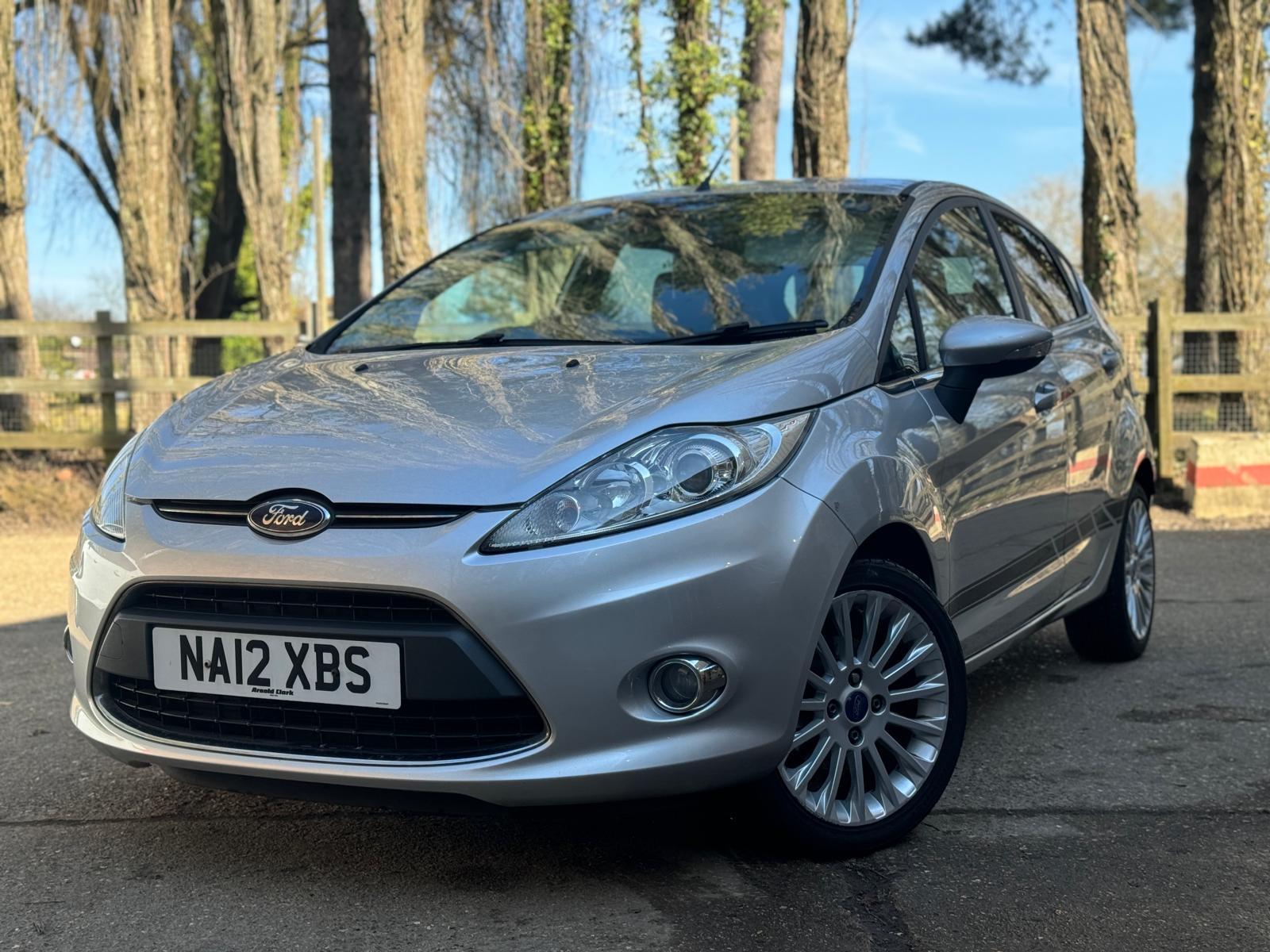 Ford Fiesta 1.4 Titanium Hatchback 5dr Petrol Manual (133 g/km, 94 bhp)