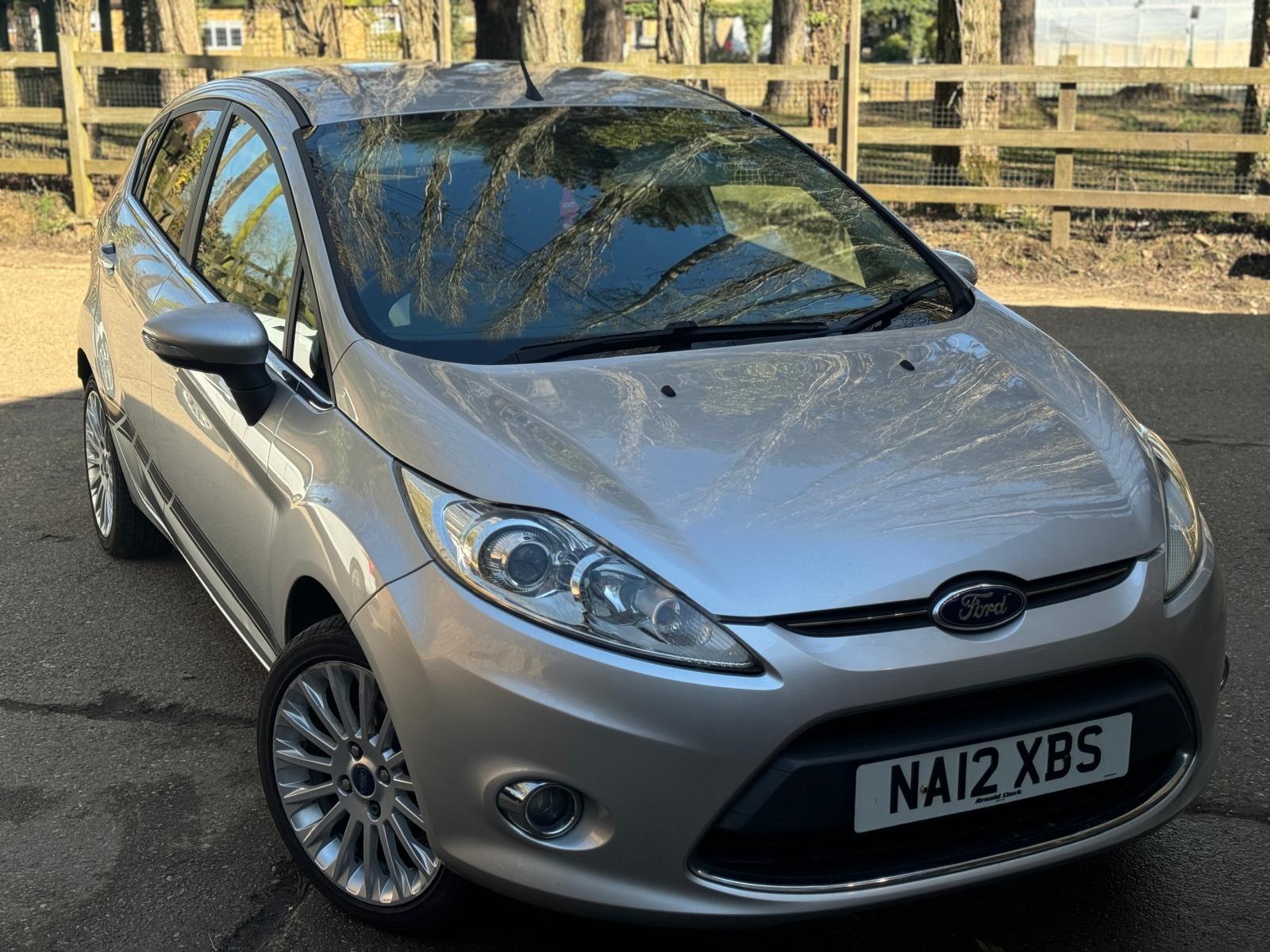 Ford Fiesta 1.4 Titanium Hatchback 5dr Petrol Manual (133 g/km, 94 bhp)