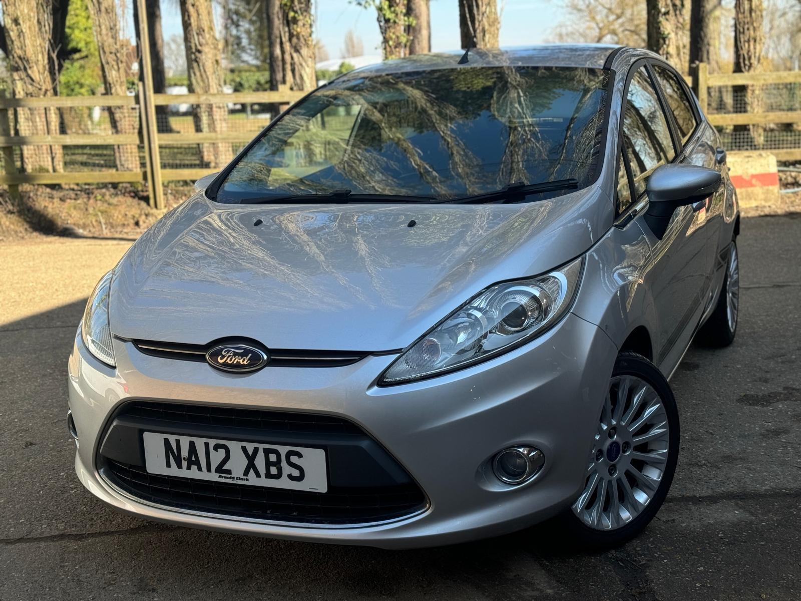 Ford Fiesta 1.4 Titanium Hatchback 5dr Petrol Manual (133 g/km, 94 bhp)