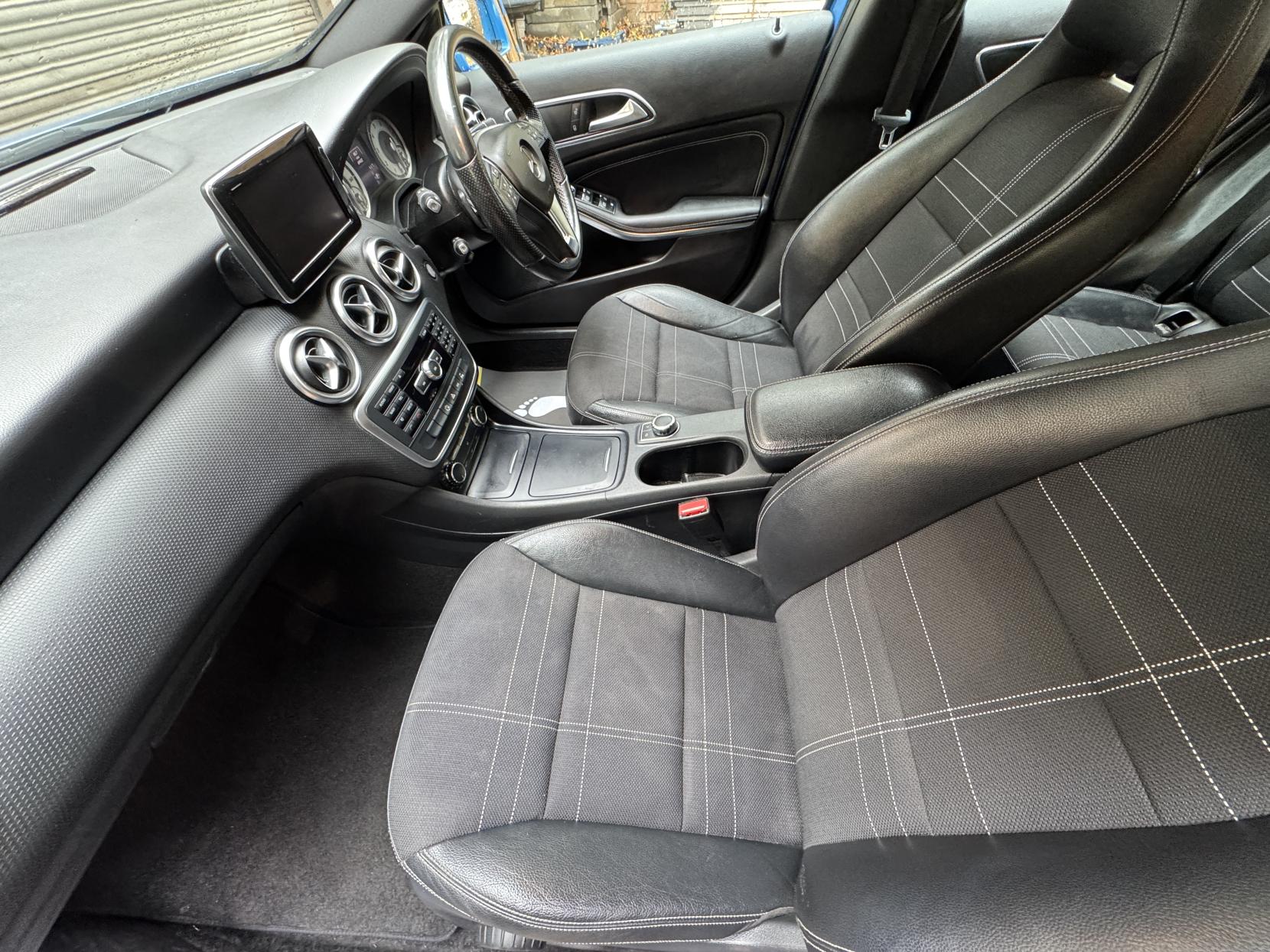 Mercedes-Benz A Class 1.6 A180 Sport Hatchback 5dr Petrol Manual Euro 6 (s/s) (122 ps)