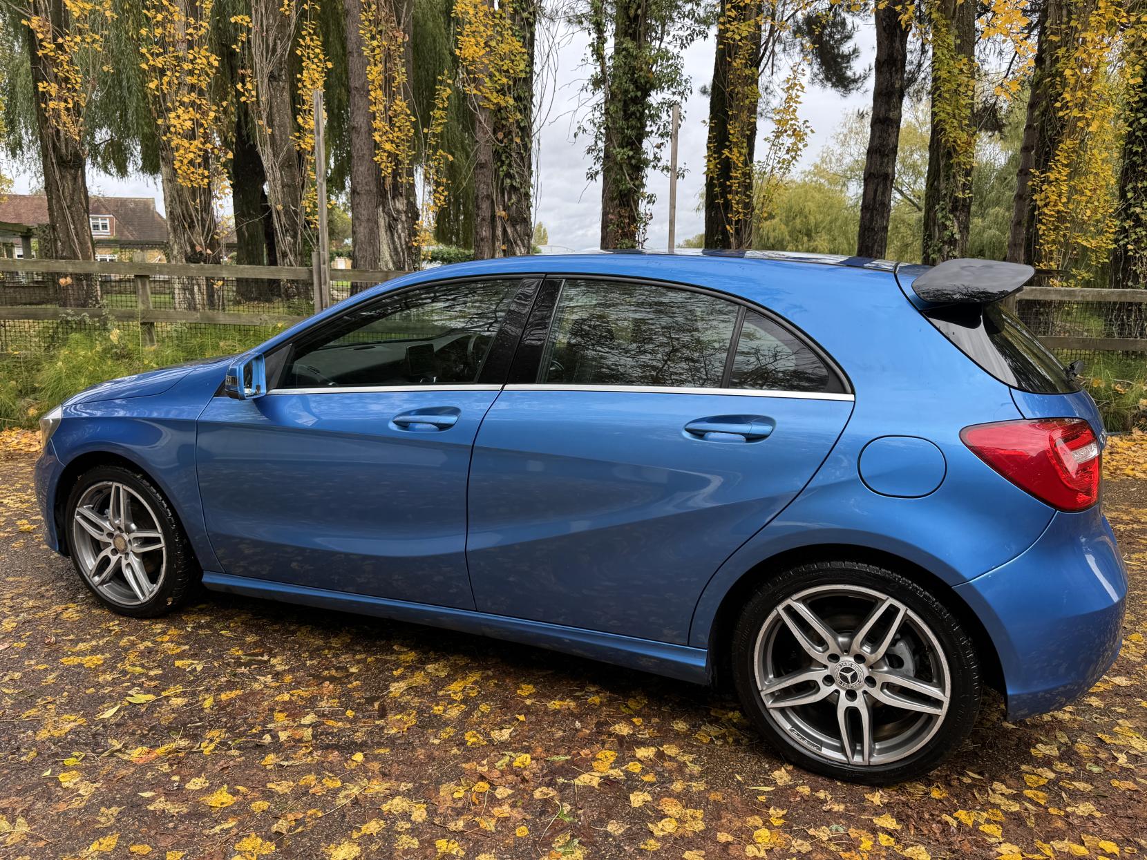 Mercedes-Benz A Class 1.6 A180 Sport Hatchback 5dr Petrol Manual Euro 6 (s/s) (122 ps)