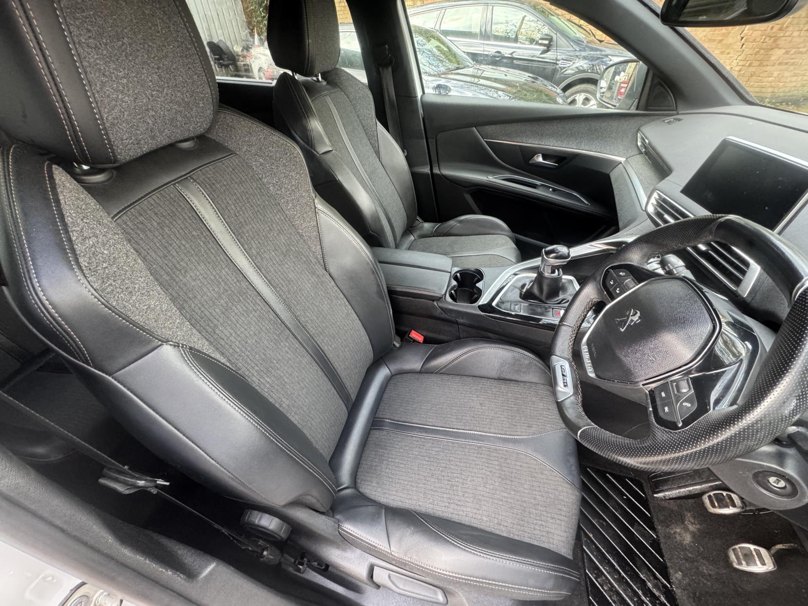 Peugeot 5008 1.5 BlueHDi GT Line SUV 5dr Diesel Manual Euro 6 (s/s) (130 ps)