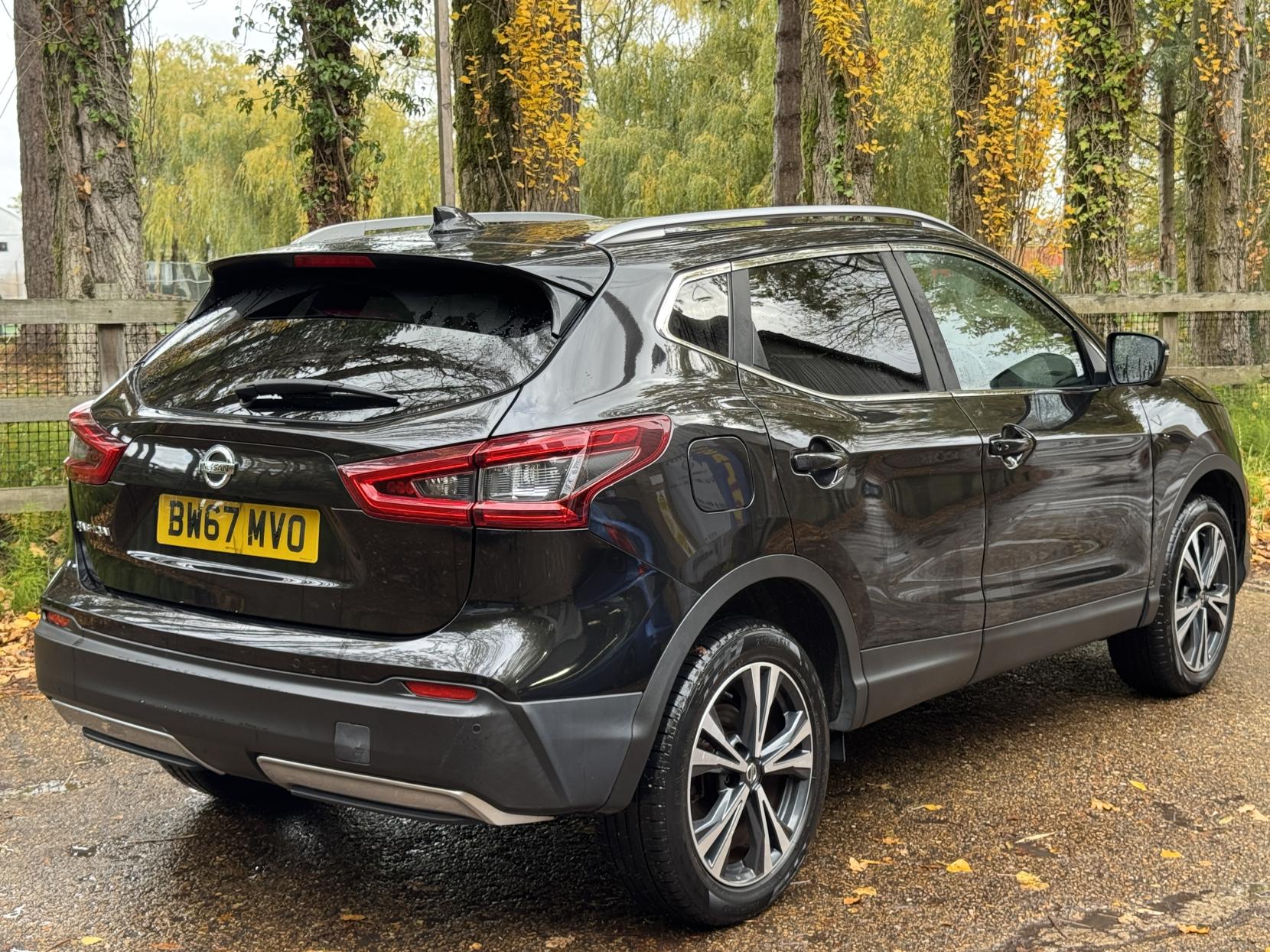 Nissan Qashqai 1.2 DIG-T N-Connecta SUV 5dr Petrol Manual Euro 6 (s/s) (115 ps)